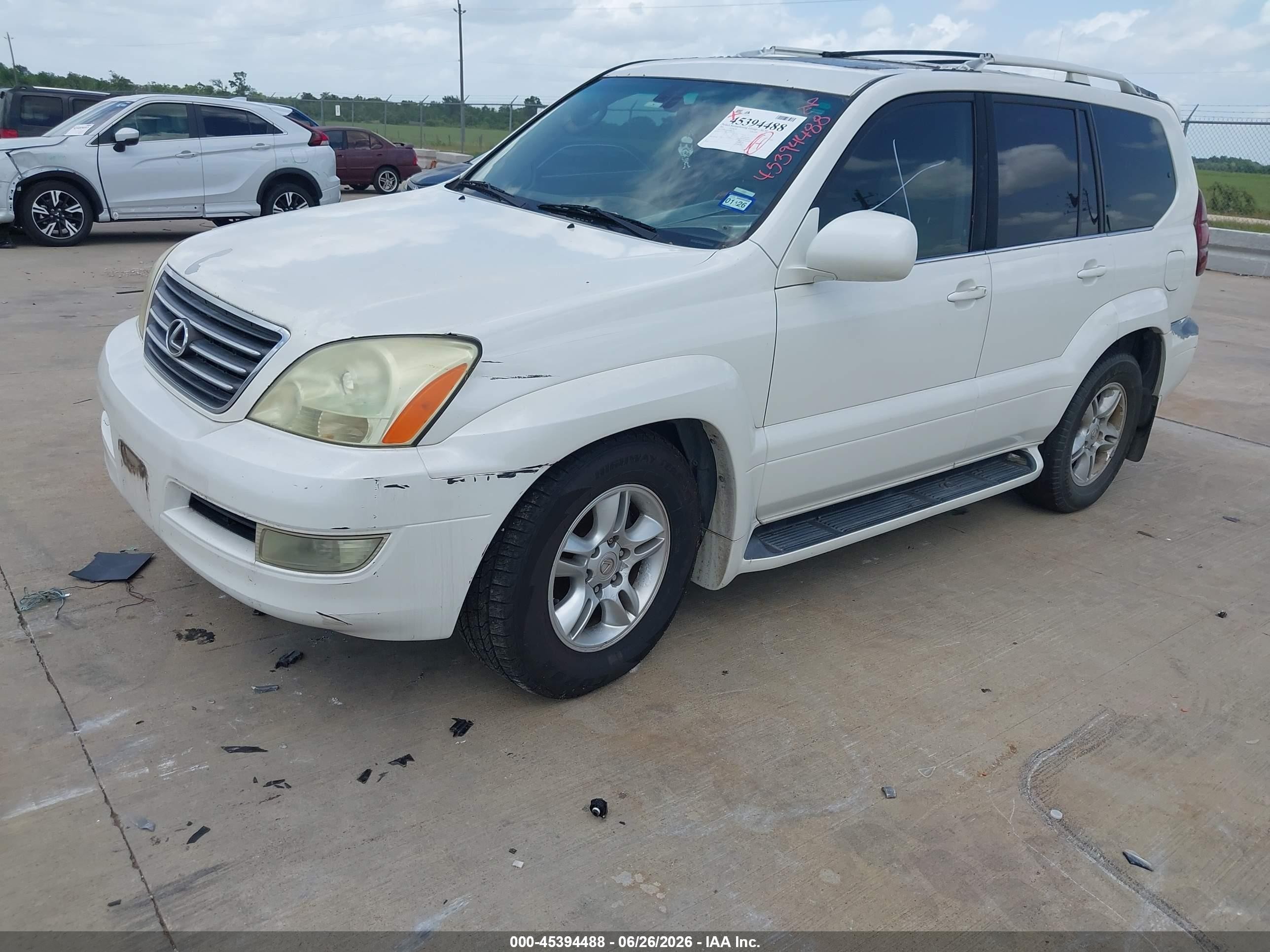 2004 Lexus Gx 470   White vin: JTJBT20X540045916