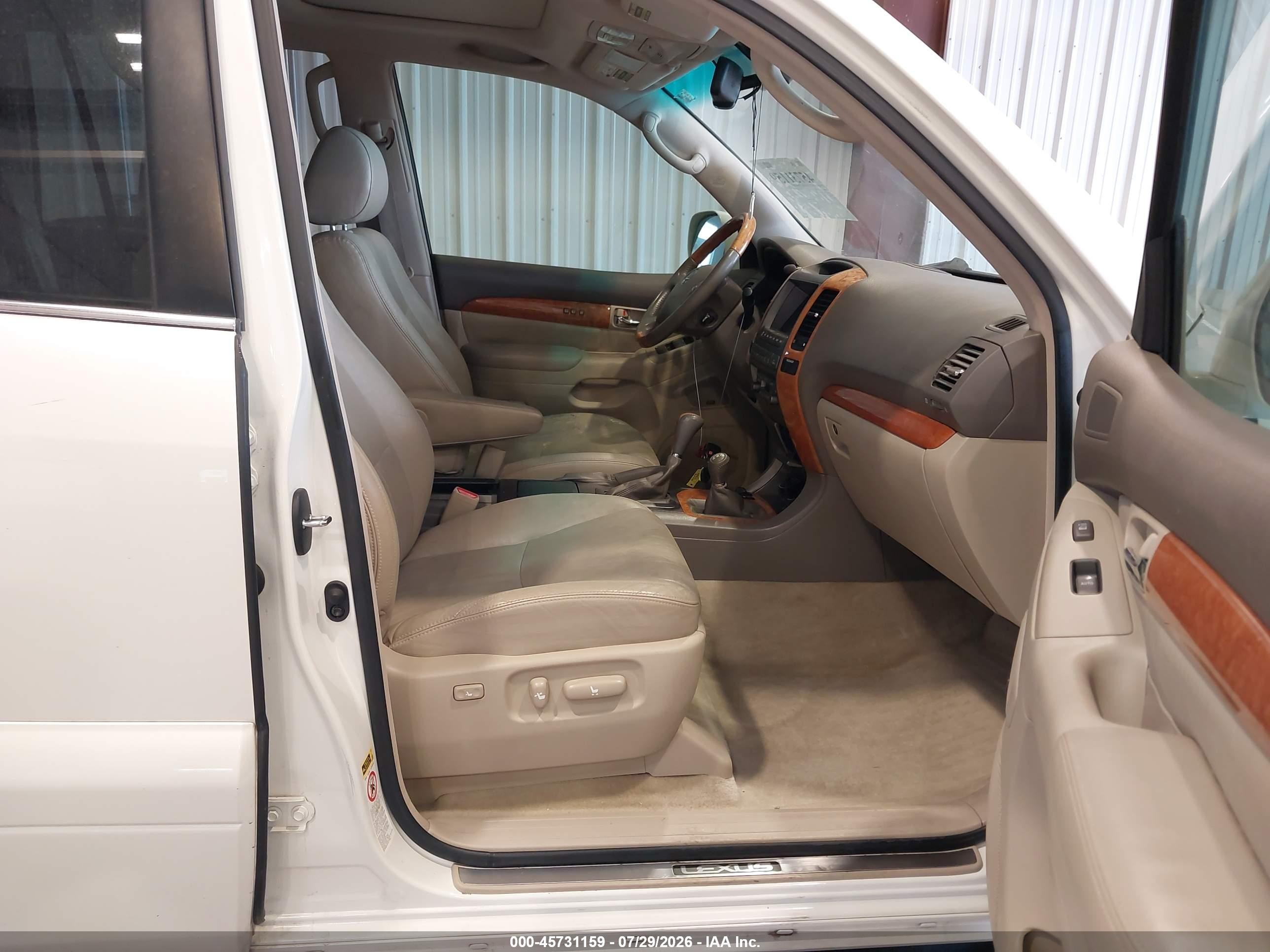 2007 Lexus Gx 470   White vin: JTJBT20X570141016