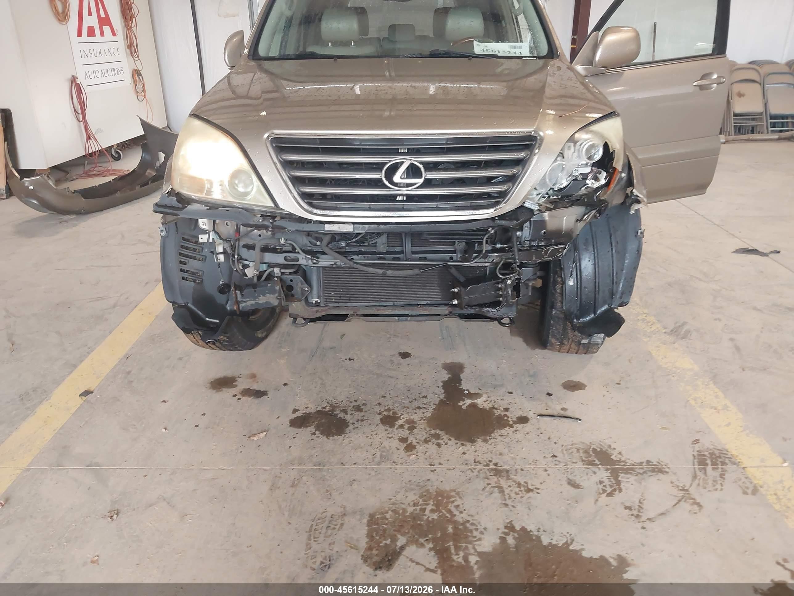 2005 Lexus Gx 470   Gold vin: JTJBT20X650070065