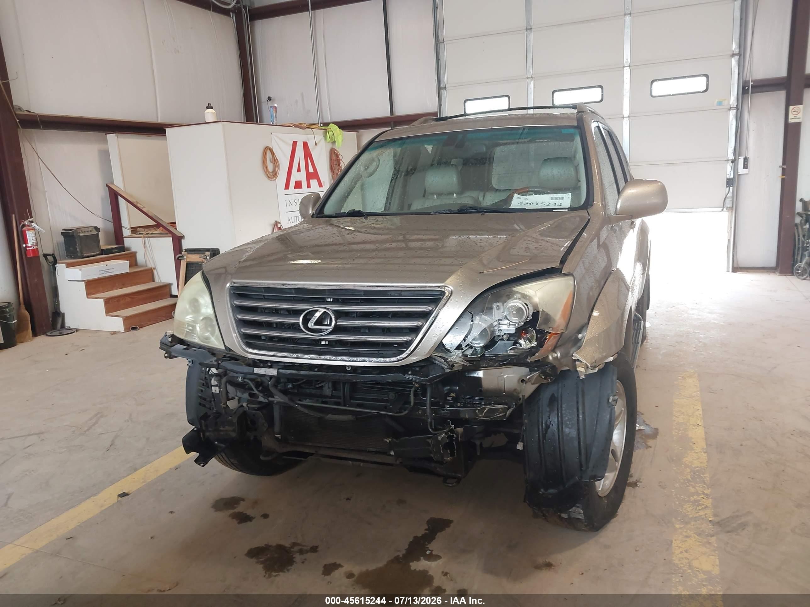 2005 Lexus Gx 470   Gold vin: JTJBT20X650070065