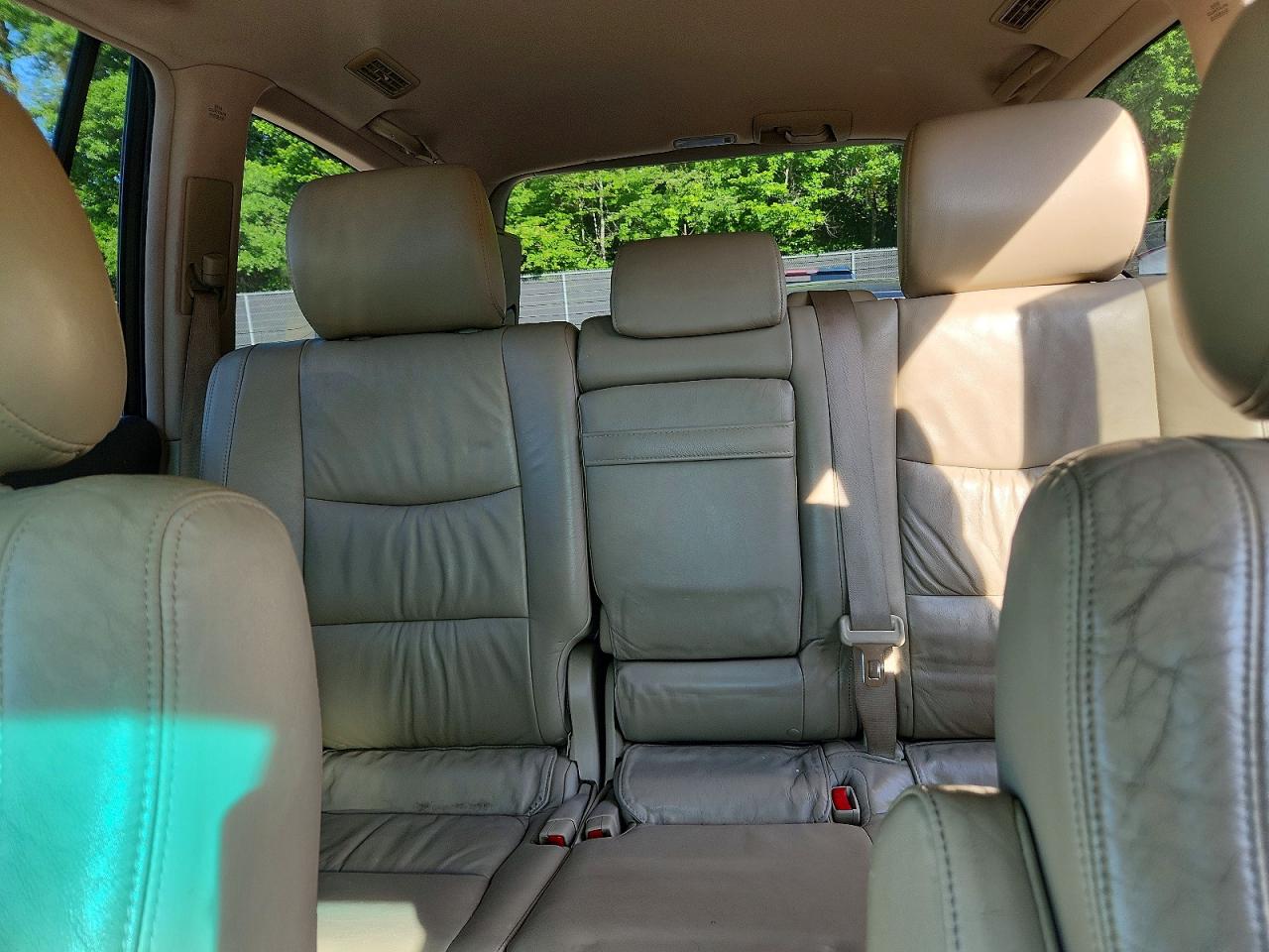 2005 Lexus Gx 470 Gold vin: JTJBT20X650075816
