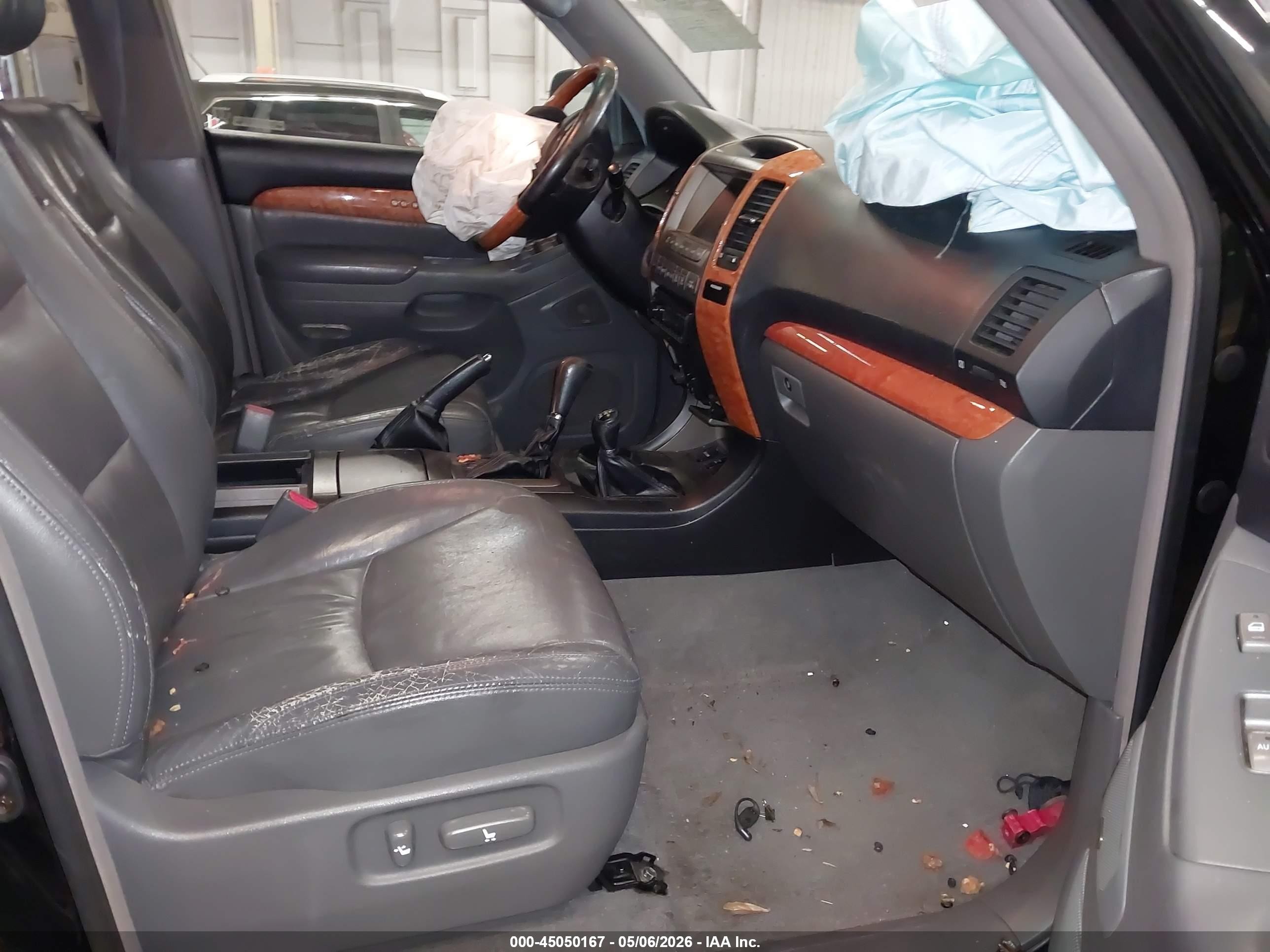 2004 Lexus Gx 470   Black vin: JTJBT20X940028682