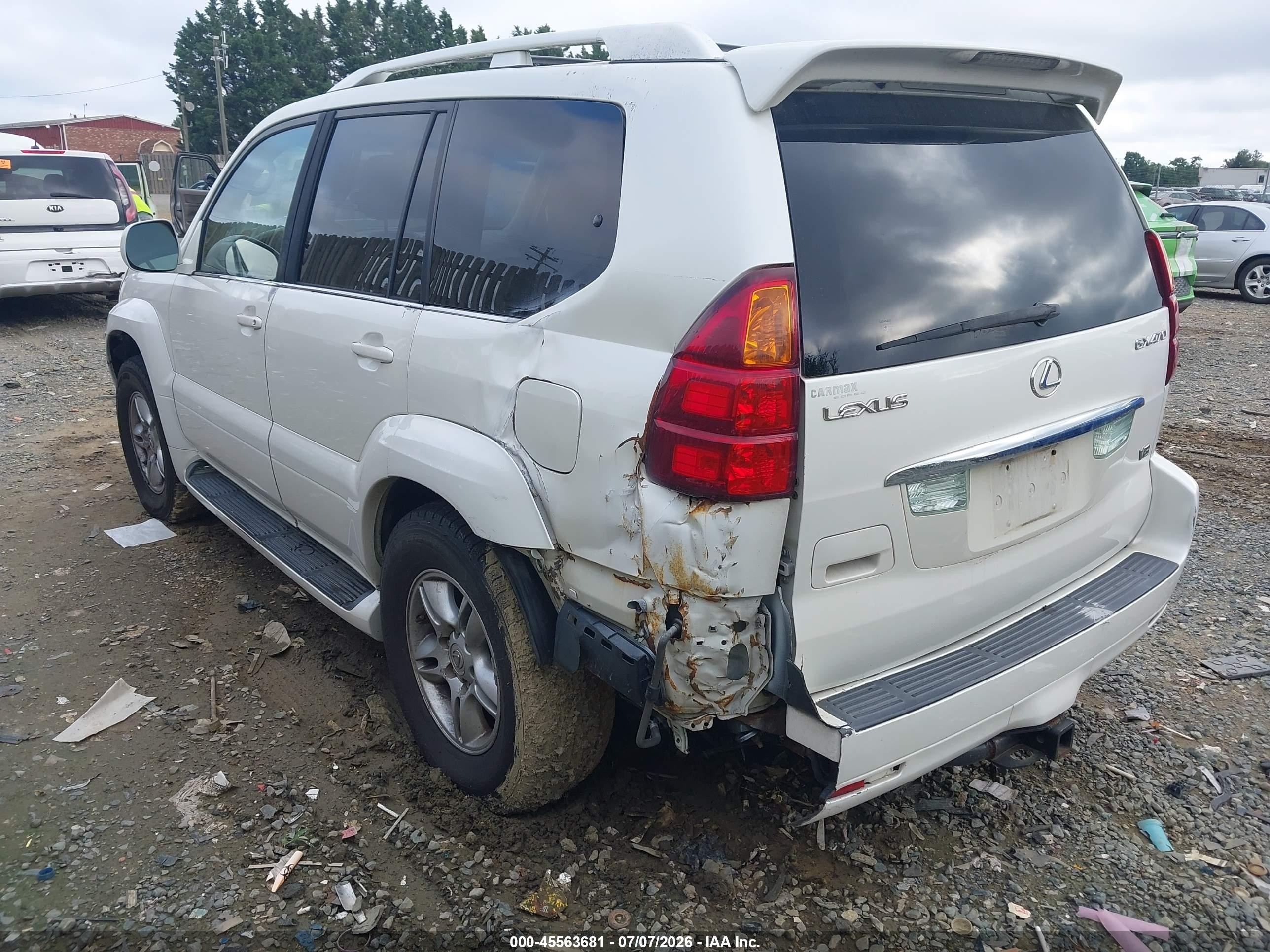 2004 Lexus Gx 470   White vin: JTJBT20X940064601