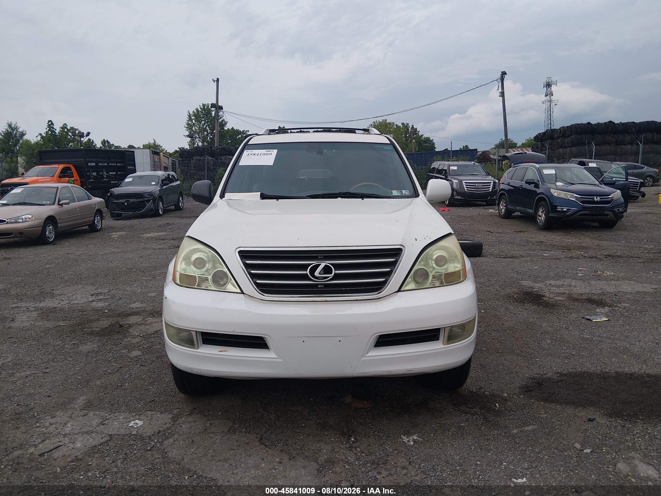 2005 Lexus Gx 470   White vin: JTJBT20XX50095082