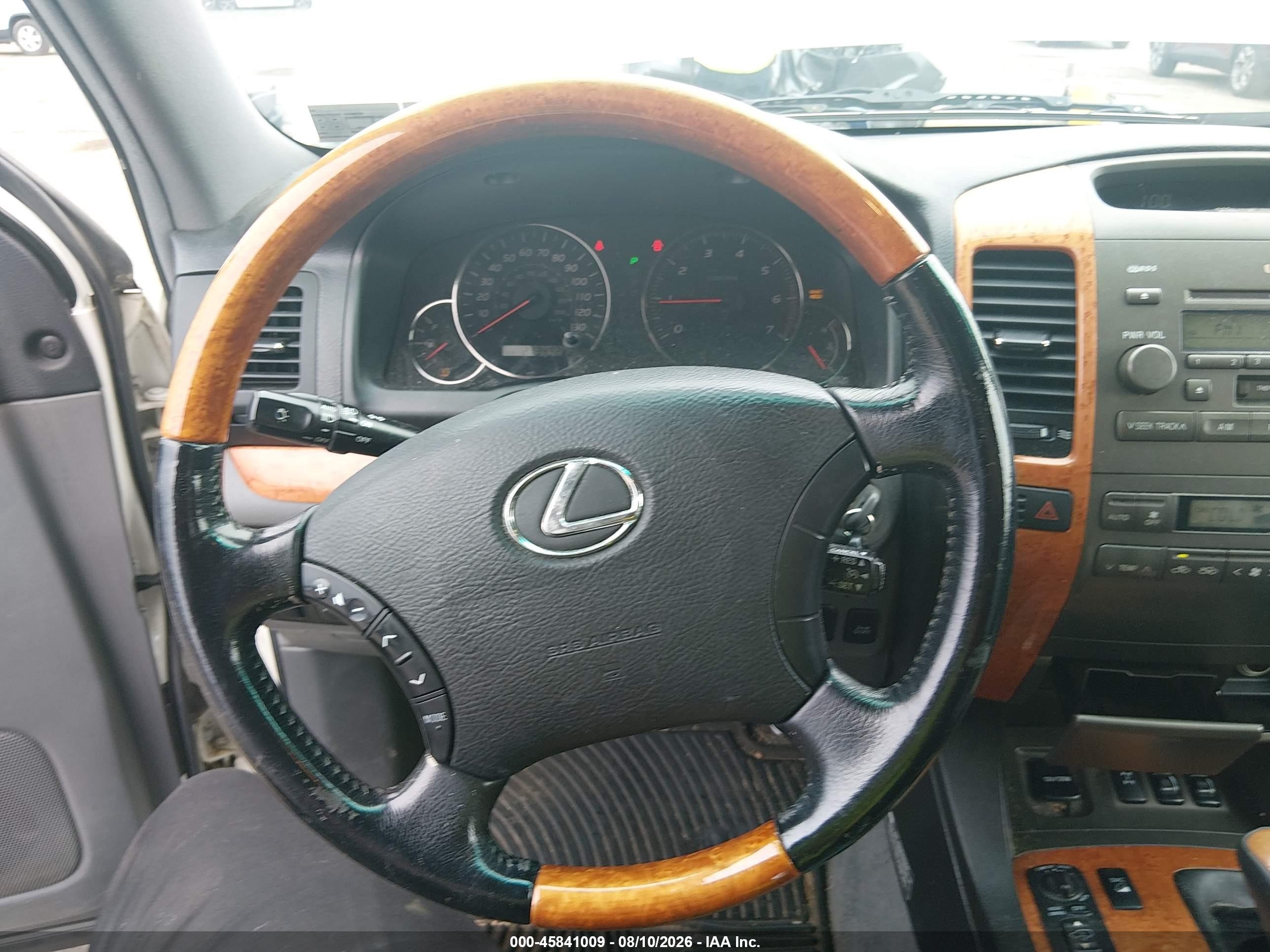 2005 Lexus Gx 470   White vin: JTJBT20XX50095082
