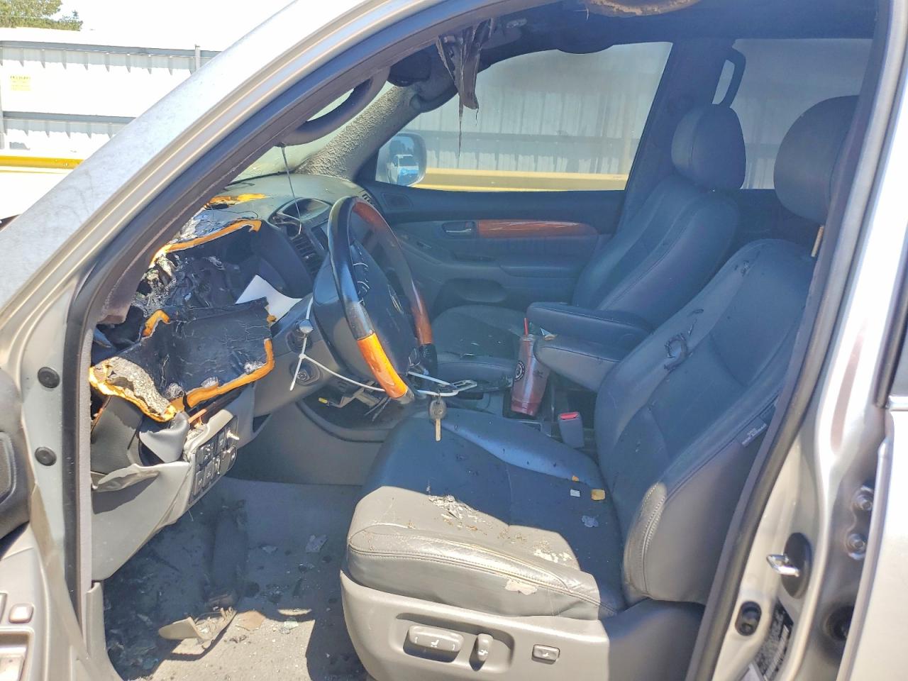 2006 Lexus Gx 470 Silver vin: JTJBT20XX60104395