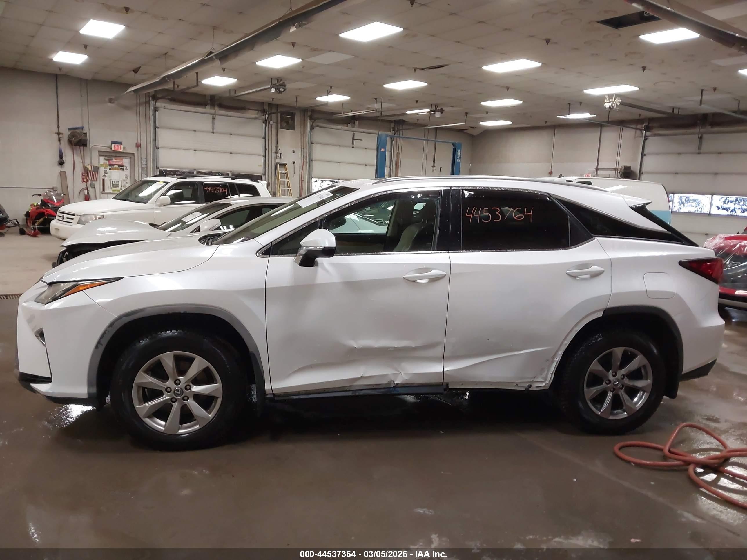 2019 Lexus Rx 350 White vin: JTJBZMCA4K2041598