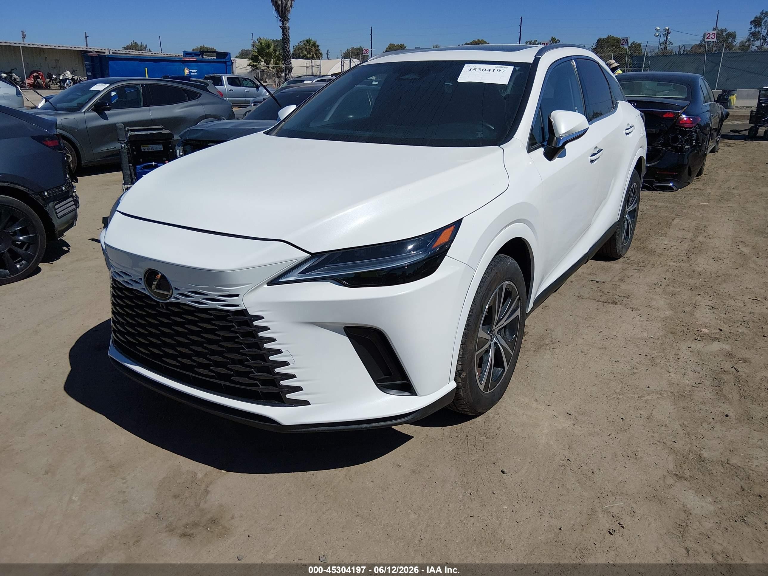 2024 Lexus Rx 350 Premium White vin: JTJCHMAA4R2013305