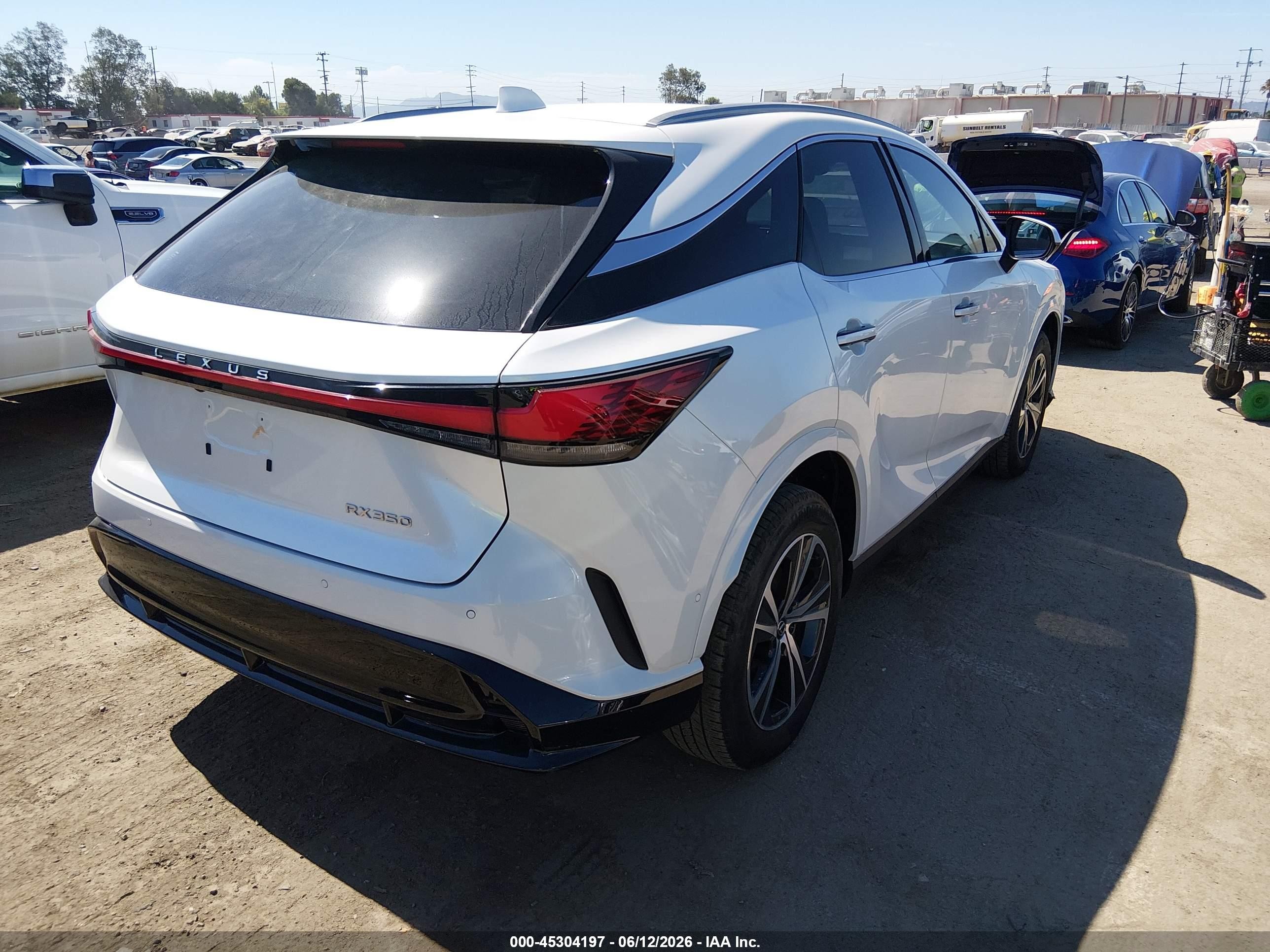 2024 Lexus Rx 350 Premium White vin: JTJCHMAA4R2013305