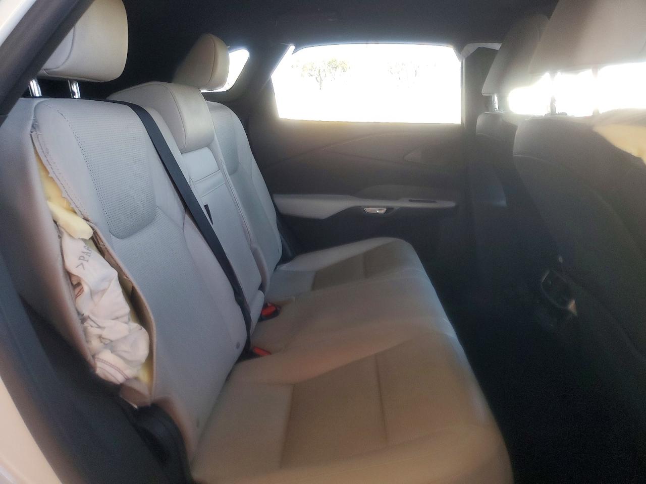 2023 Lexus Rx 350 Premium+ White vin: JTJCHMAA7P2006667