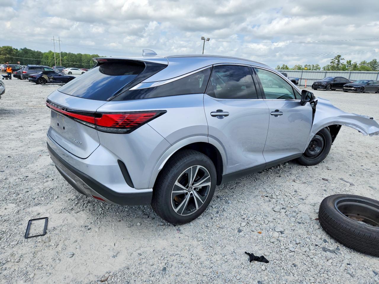 2024 Lexus Rx 350 Premium Silver vin: JTJCHMAAXR2020582