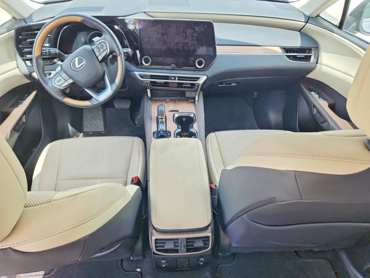 2024 Lexus Rx 350 Premium Silver vin: JTJCHMAAXR2020582