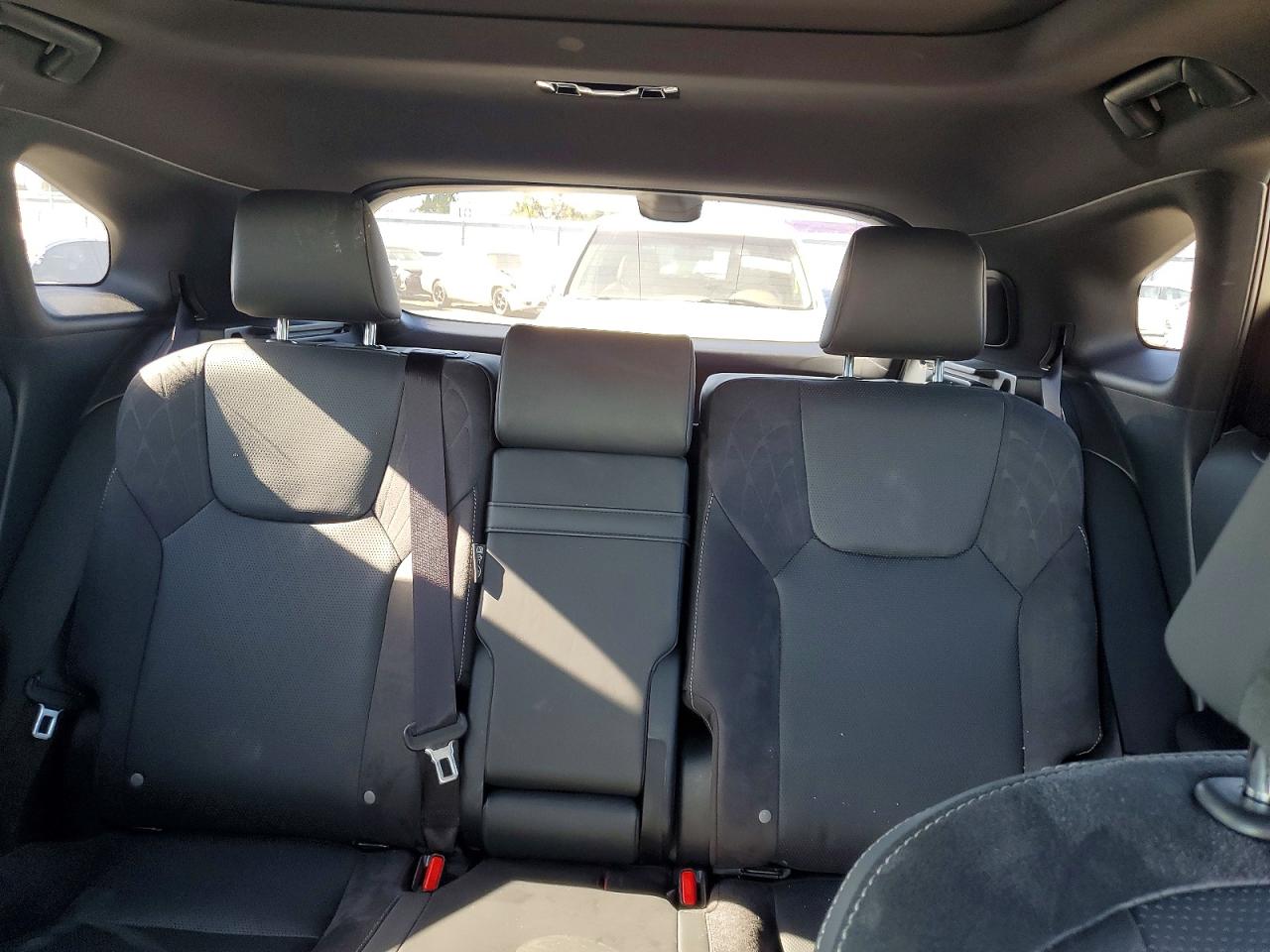 2025 Lexus Rx 450h+ Luxury White vin: JTJCJMGA9S2024690