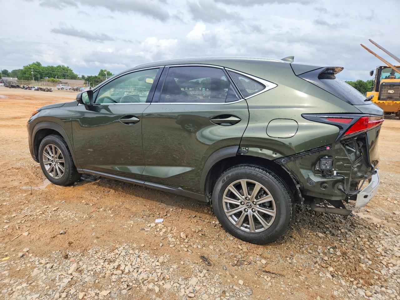 2021 Lexus Nx 300 Base Зеленый vin: JTJDARBZ2M2193130