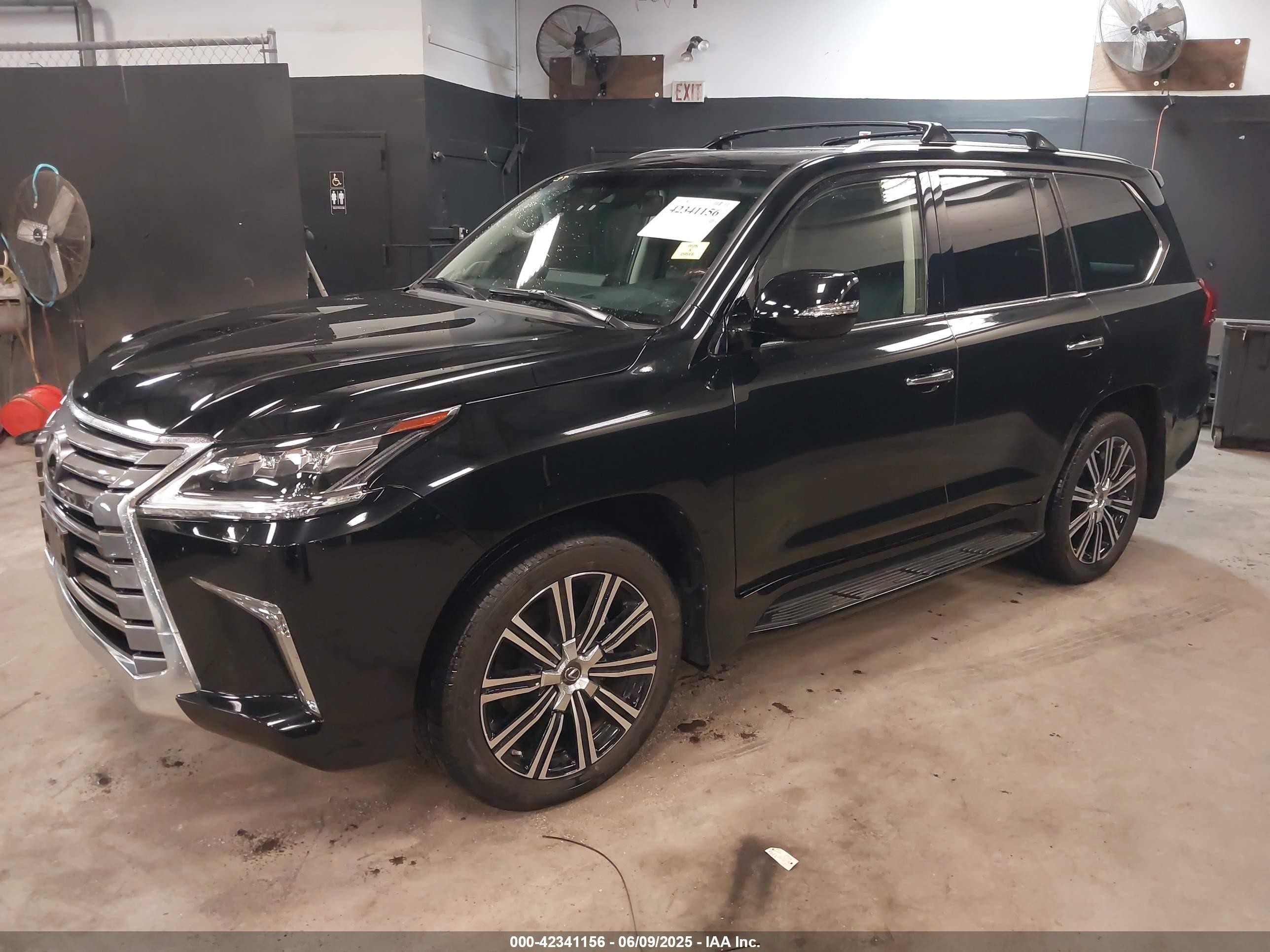 2021 Lexus Lx 570 Three-row/two-row Black vin: JTJDY7AX0M4352294