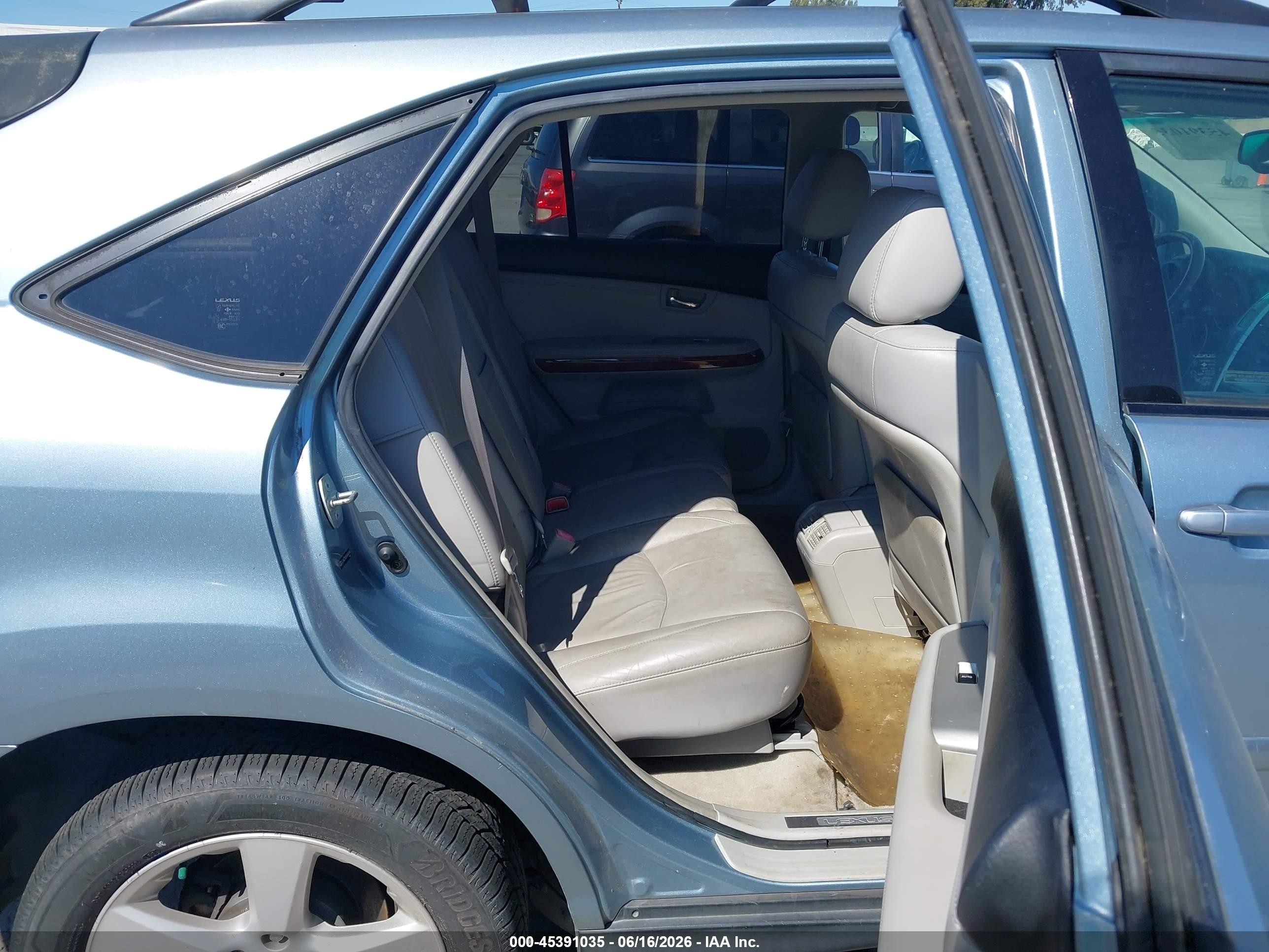 2005 Lexus Rx 330   Light Blue vin: JTJGA31U050046964
