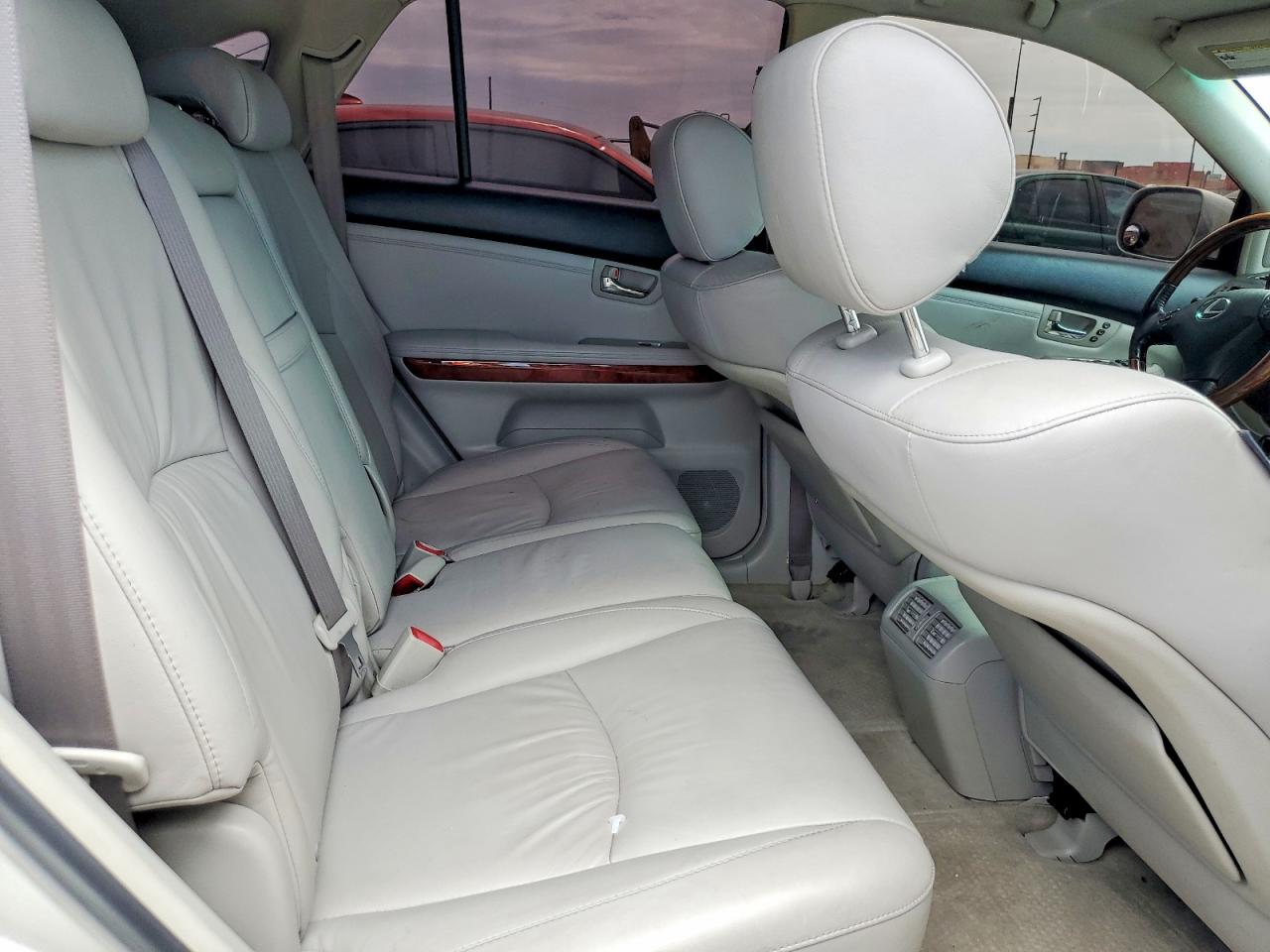 2005 Lexus Rx 330 Silver vin: JTJGA31U150050652