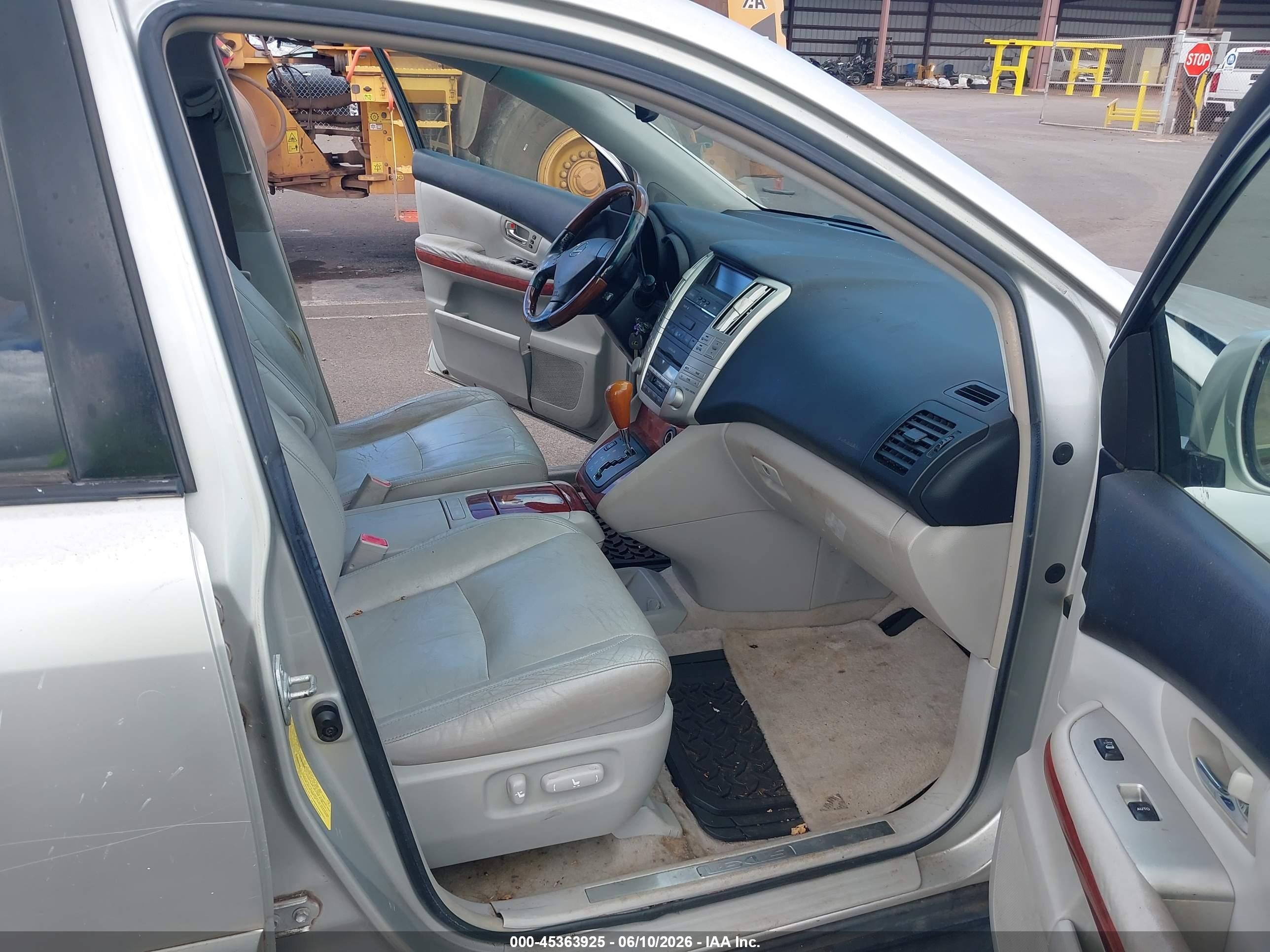 2005 Lexus Rx 330   Silver vin: JTJGA31U150057794