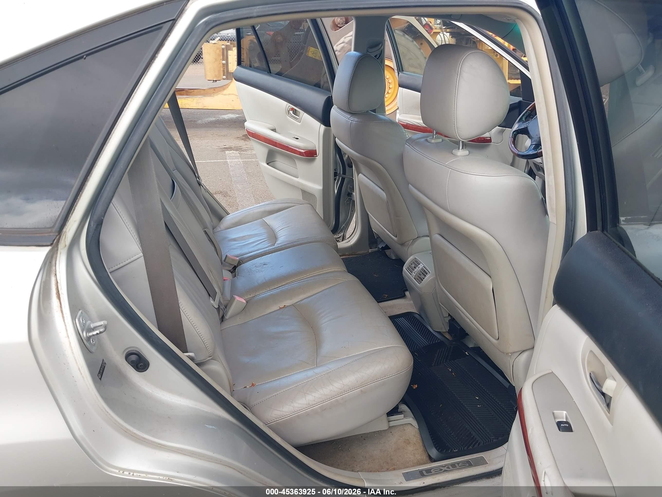 2005 Lexus Rx 330   Silver vin: JTJGA31U150057794
