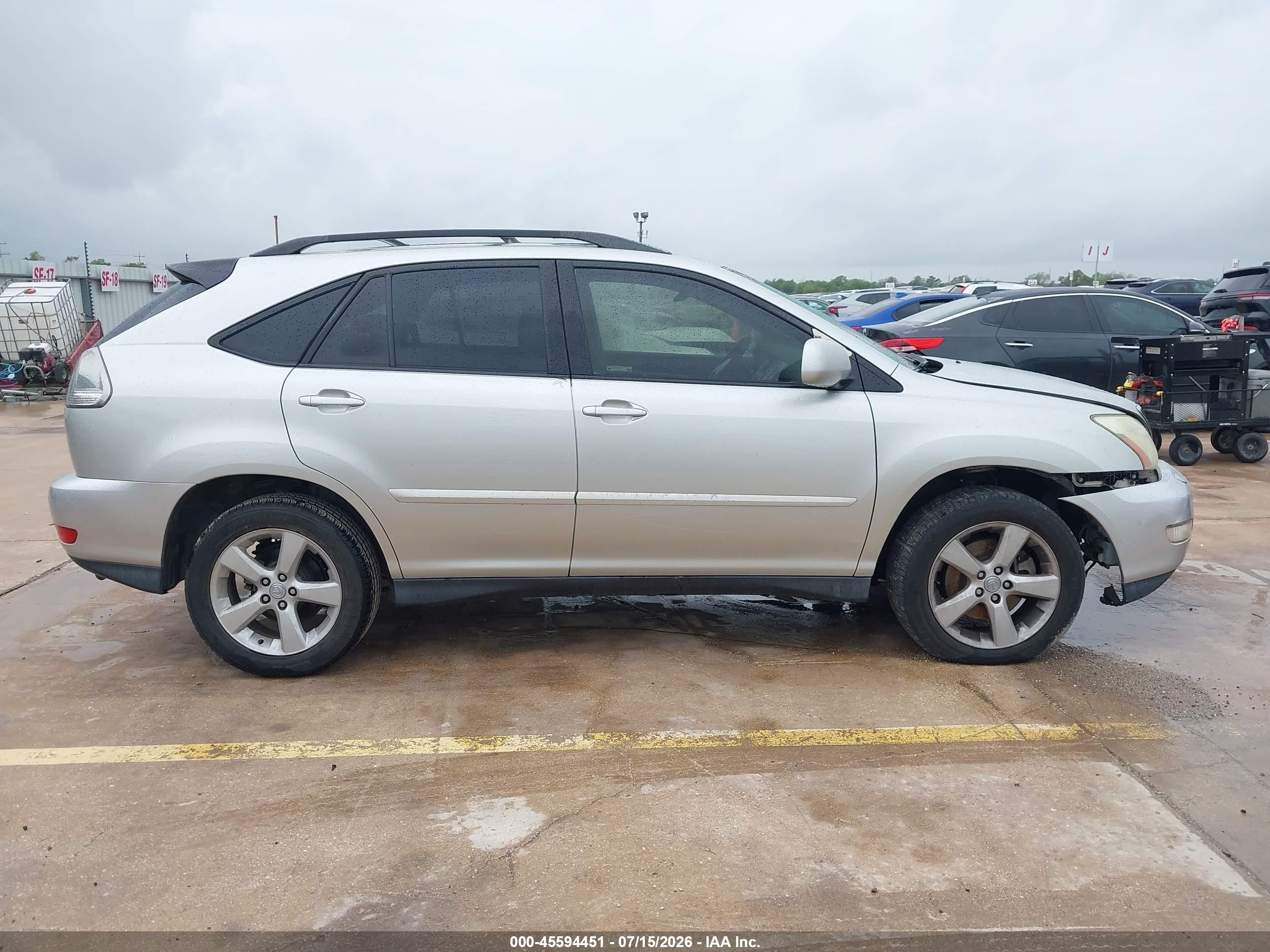 2004 Lexus Rx 330   Silver vin: JTJGA31U240009266