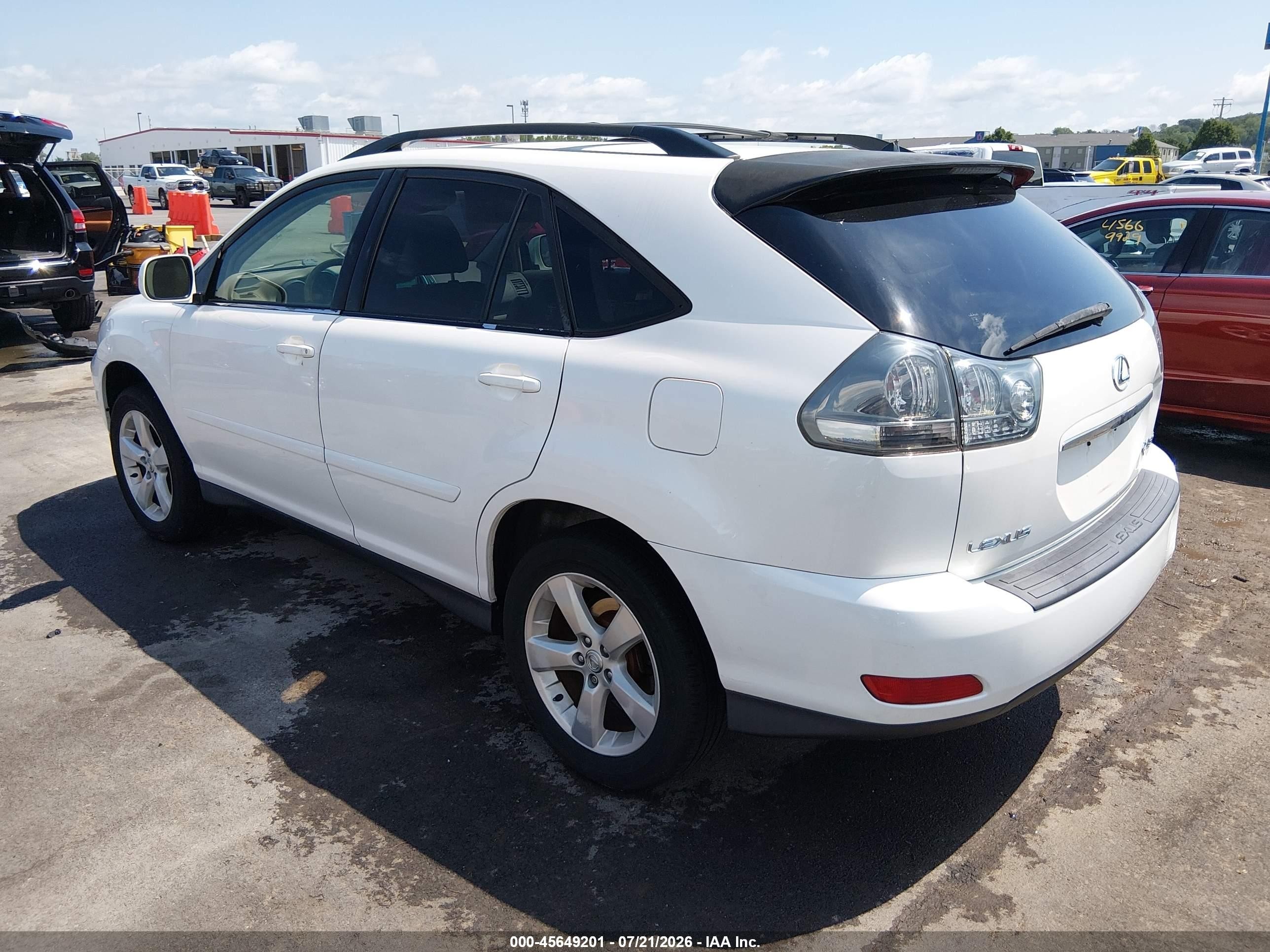 2004 Lexus Rx 330   White vin: JTJGA31U240027038