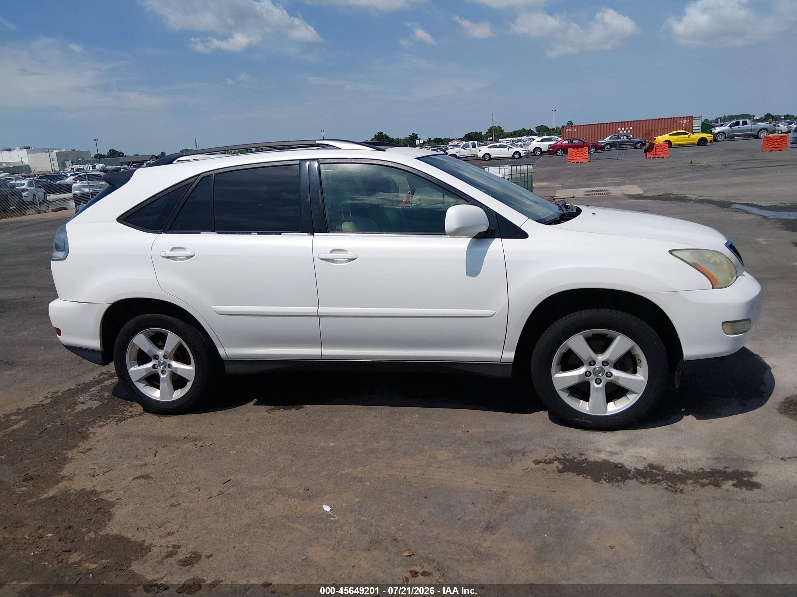 2004 Lexus Rx 330   White vin: JTJGA31U240027038