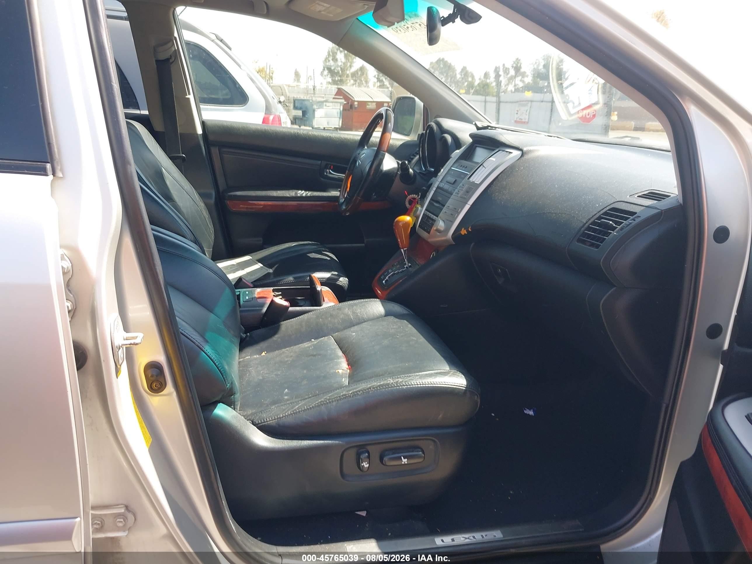 2004 Lexus Rx 330   Silver vin: JTJGA31U240037102