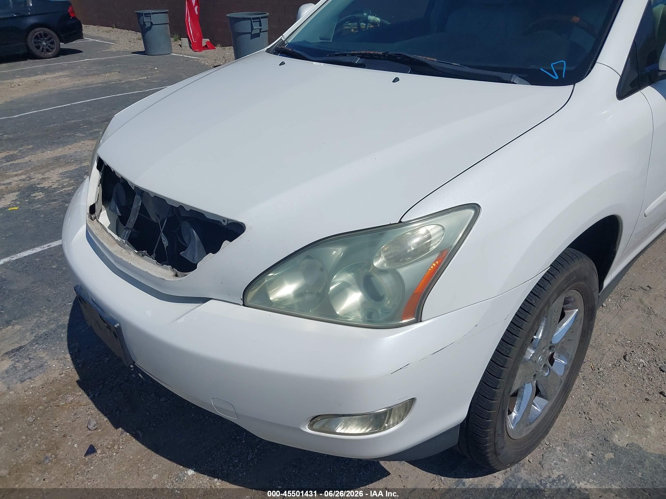 2004 Lexus Rx 330   White vin: JTJGA31U340009809