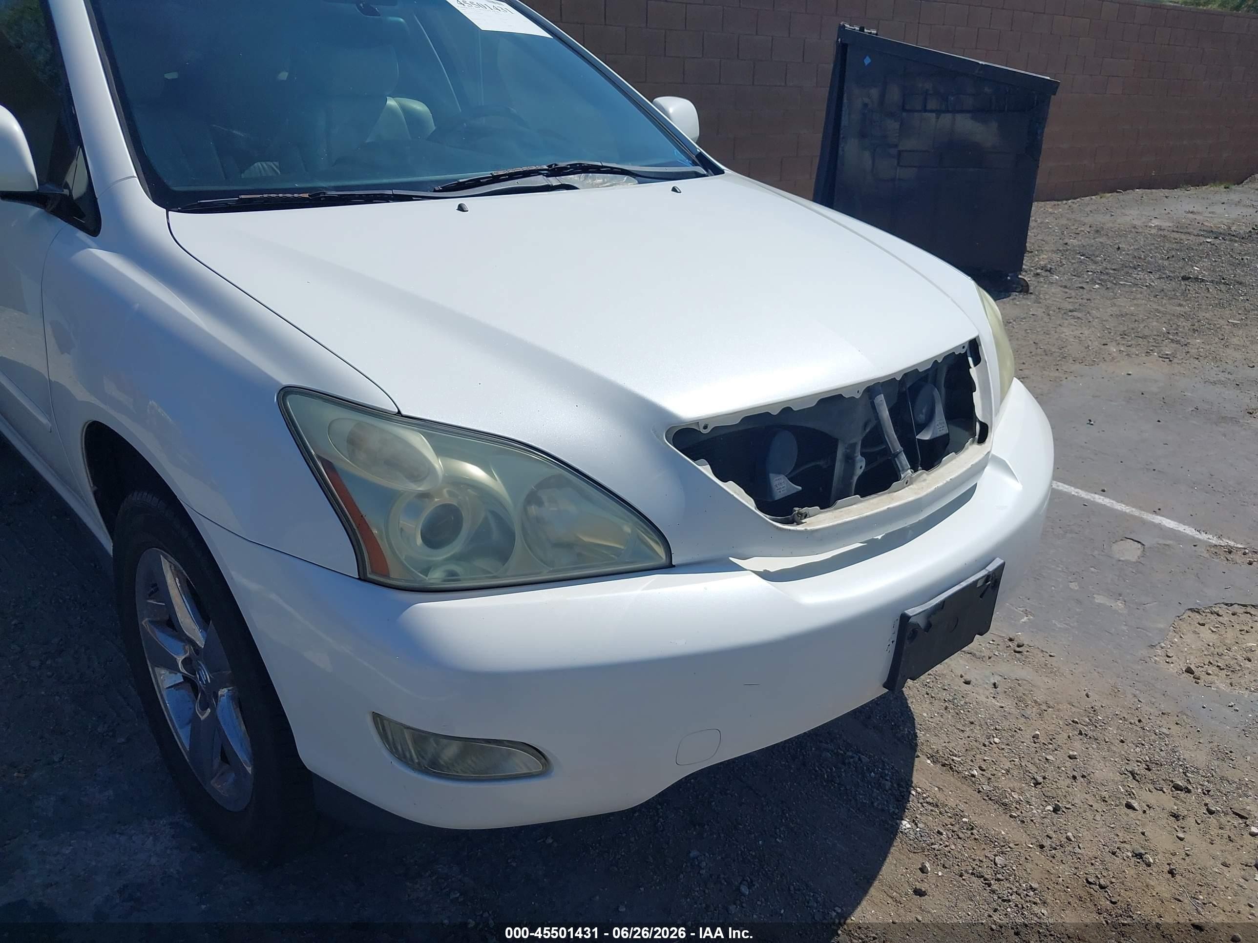 2004 Lexus Rx 330   White vin: JTJGA31U340009809