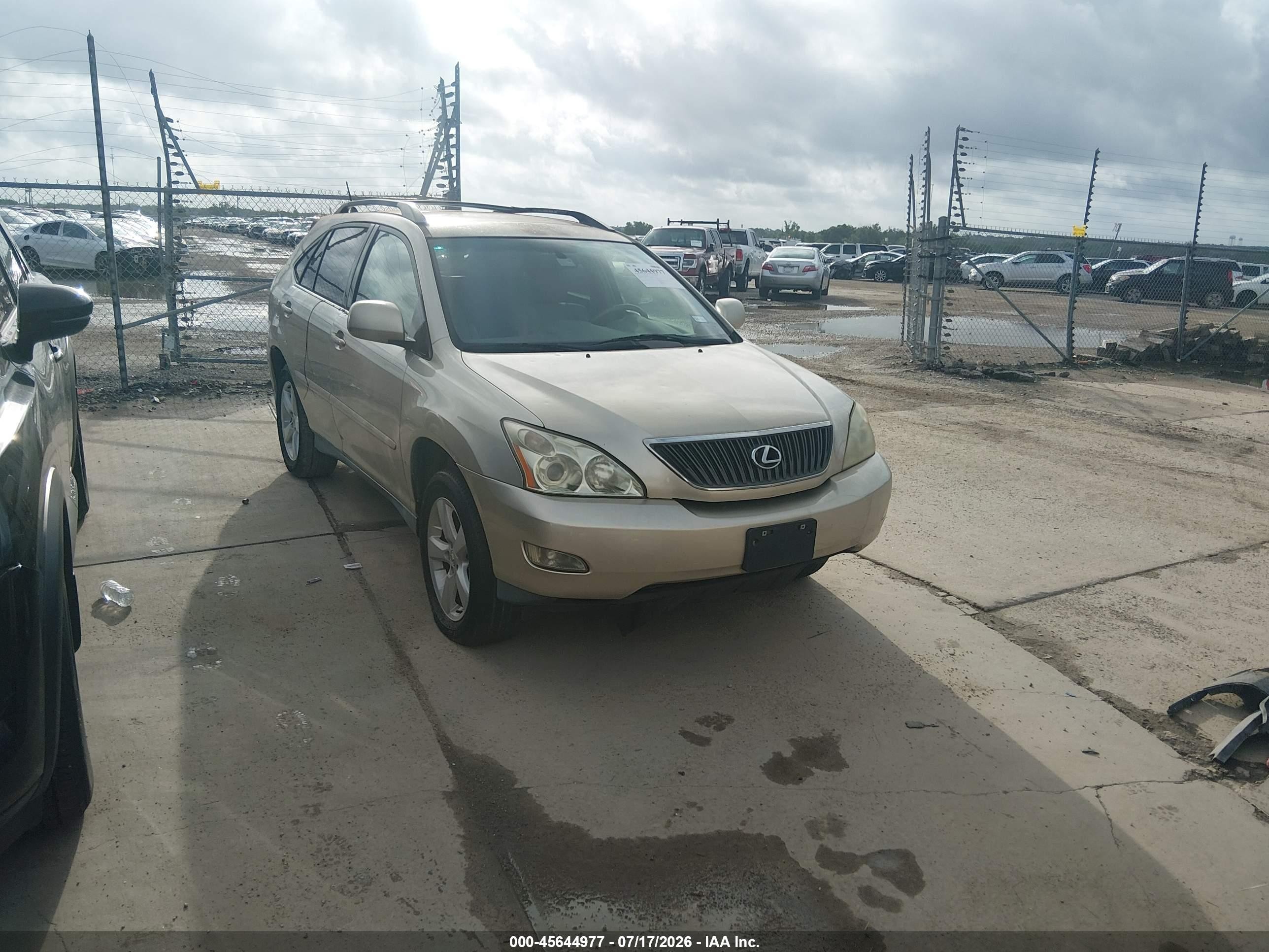 2004 Lexus Rx 330   Gold vin: JTJGA31U340030935