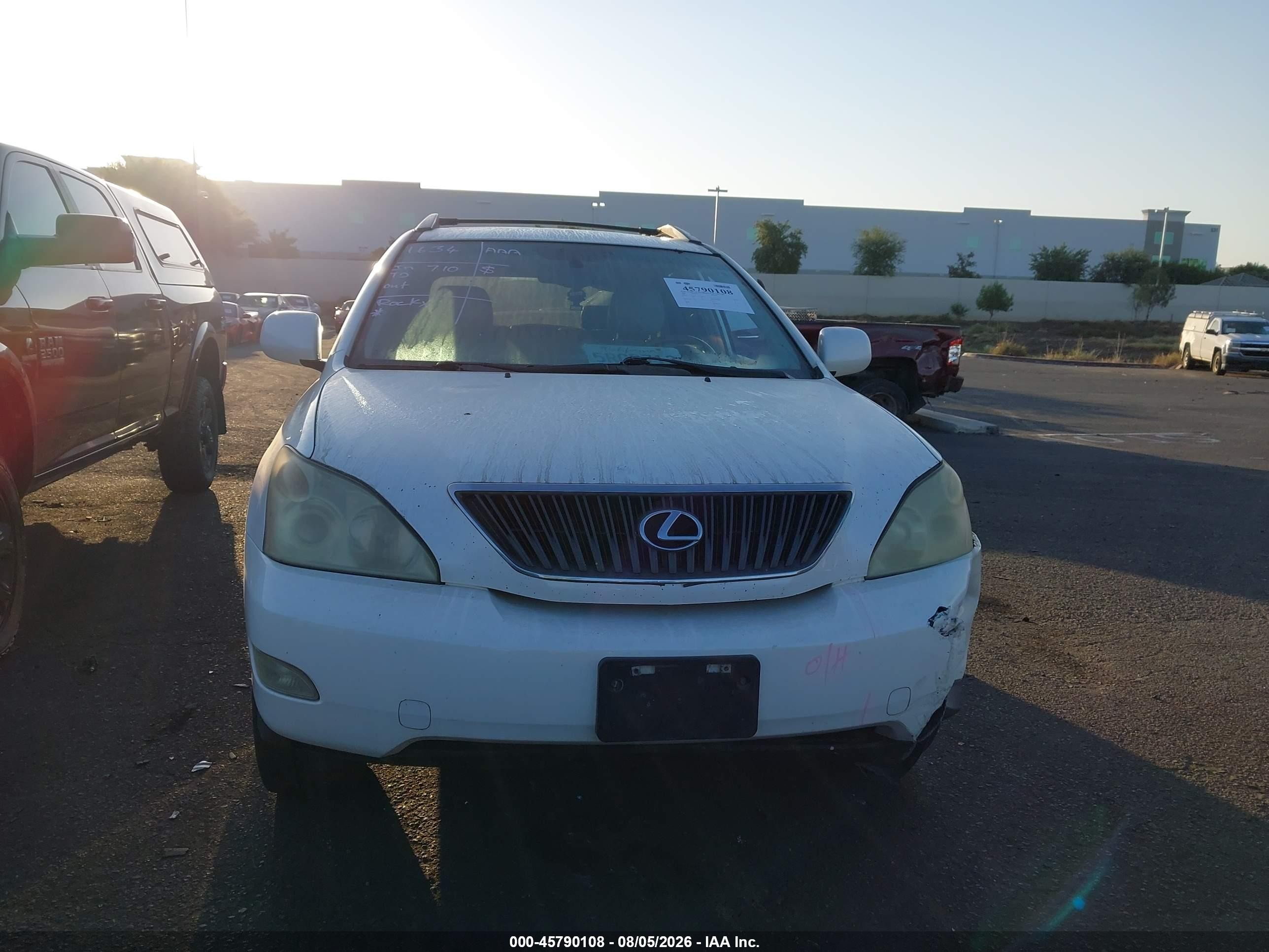 2006 Lexus Rx 330   White vin: JTJGA31U360065865