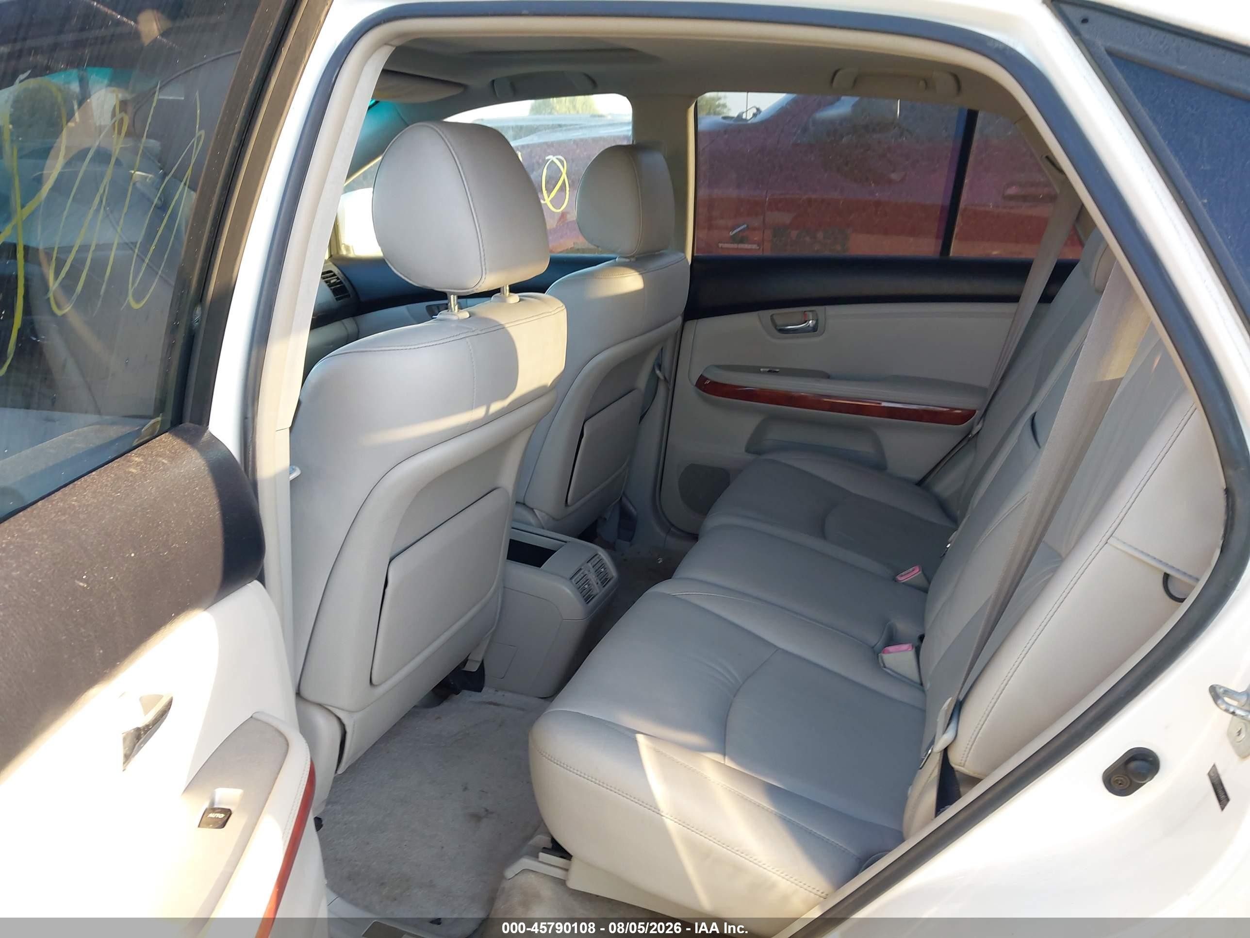 2006 Lexus Rx 330   White vin: JTJGA31U360065865