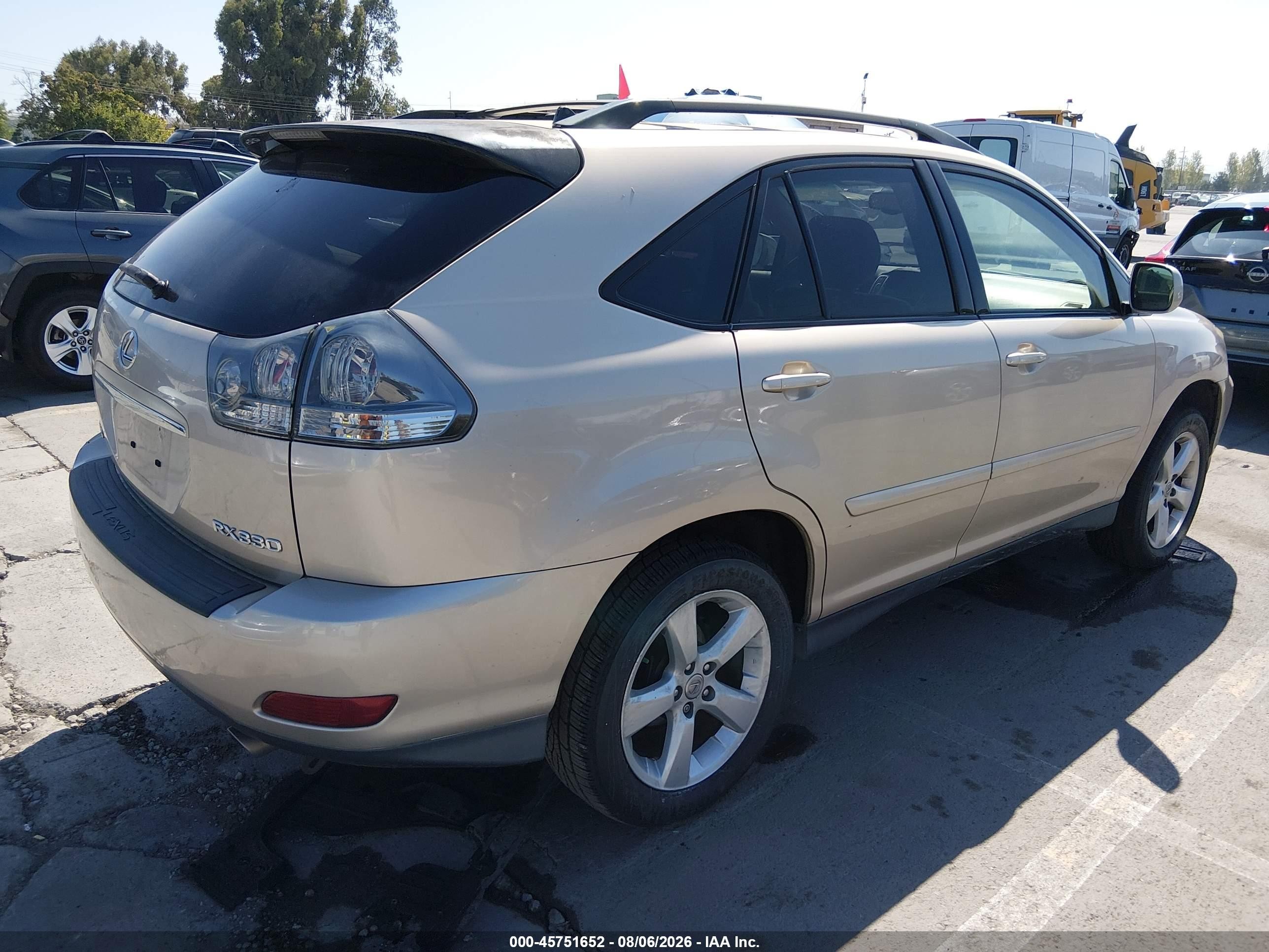 2005 Lexus Rx 330   Gold vin: JTJGA31U450049687