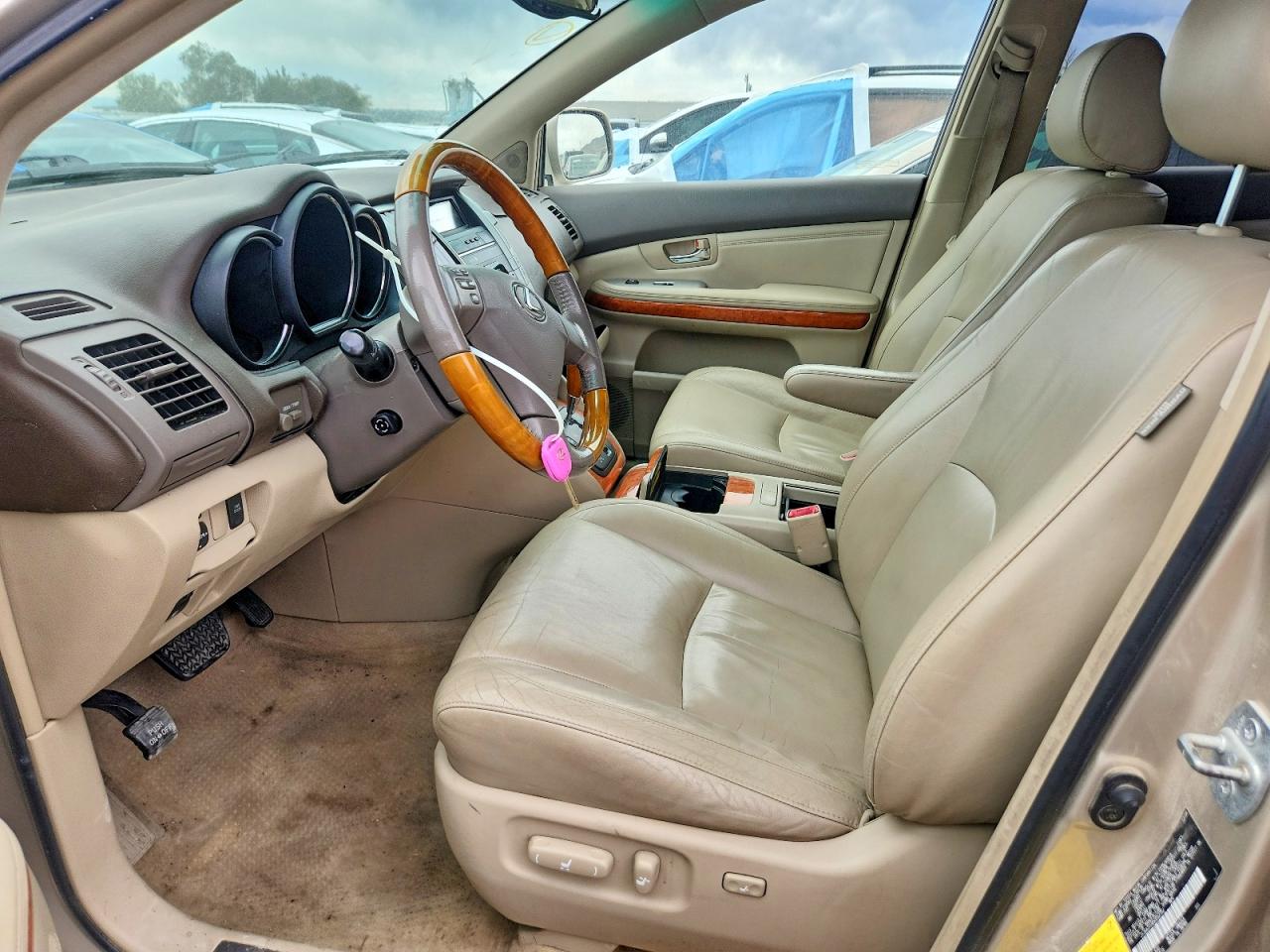 2005 Lexus Rx 330 Beige vin: JTJGA31U450052752