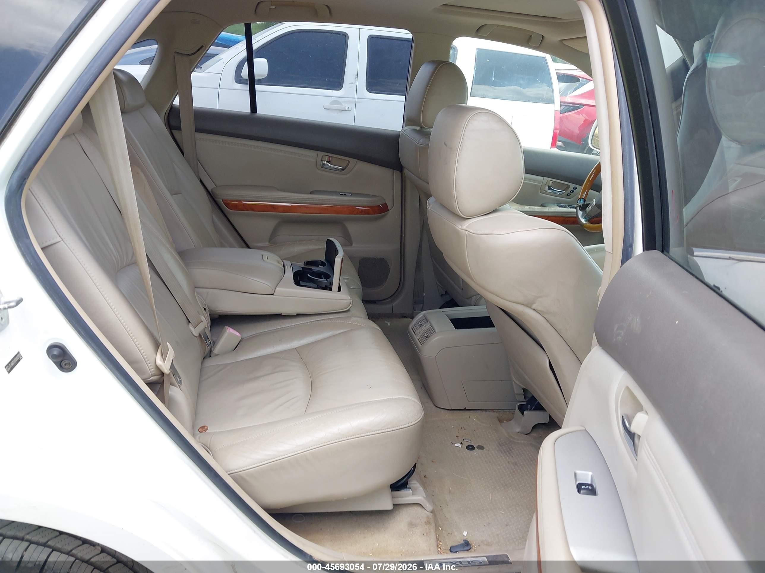 2004 Lexus Rx 330   White vin: JTJGA31U540023923