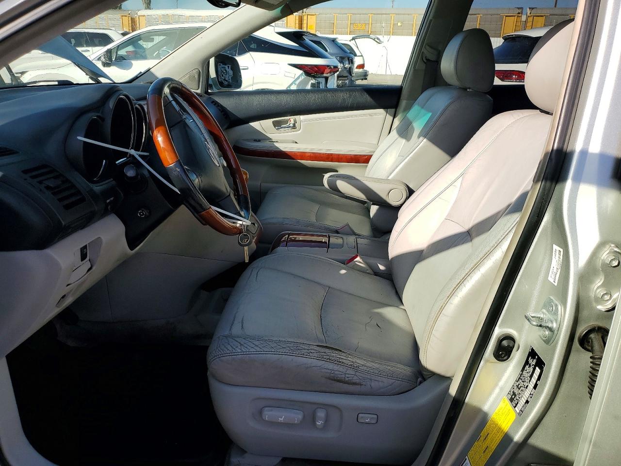2005 Lexus Rx 330 Beige vin: JTJGA31U550054672