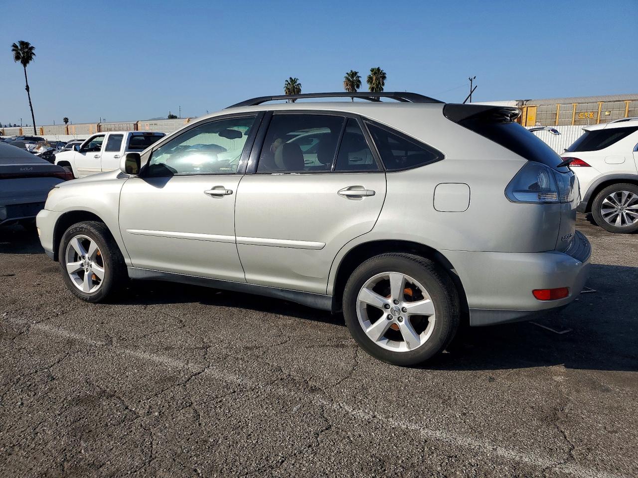 2005 Lexus Rx 330 Beige vin: JTJGA31U550054672