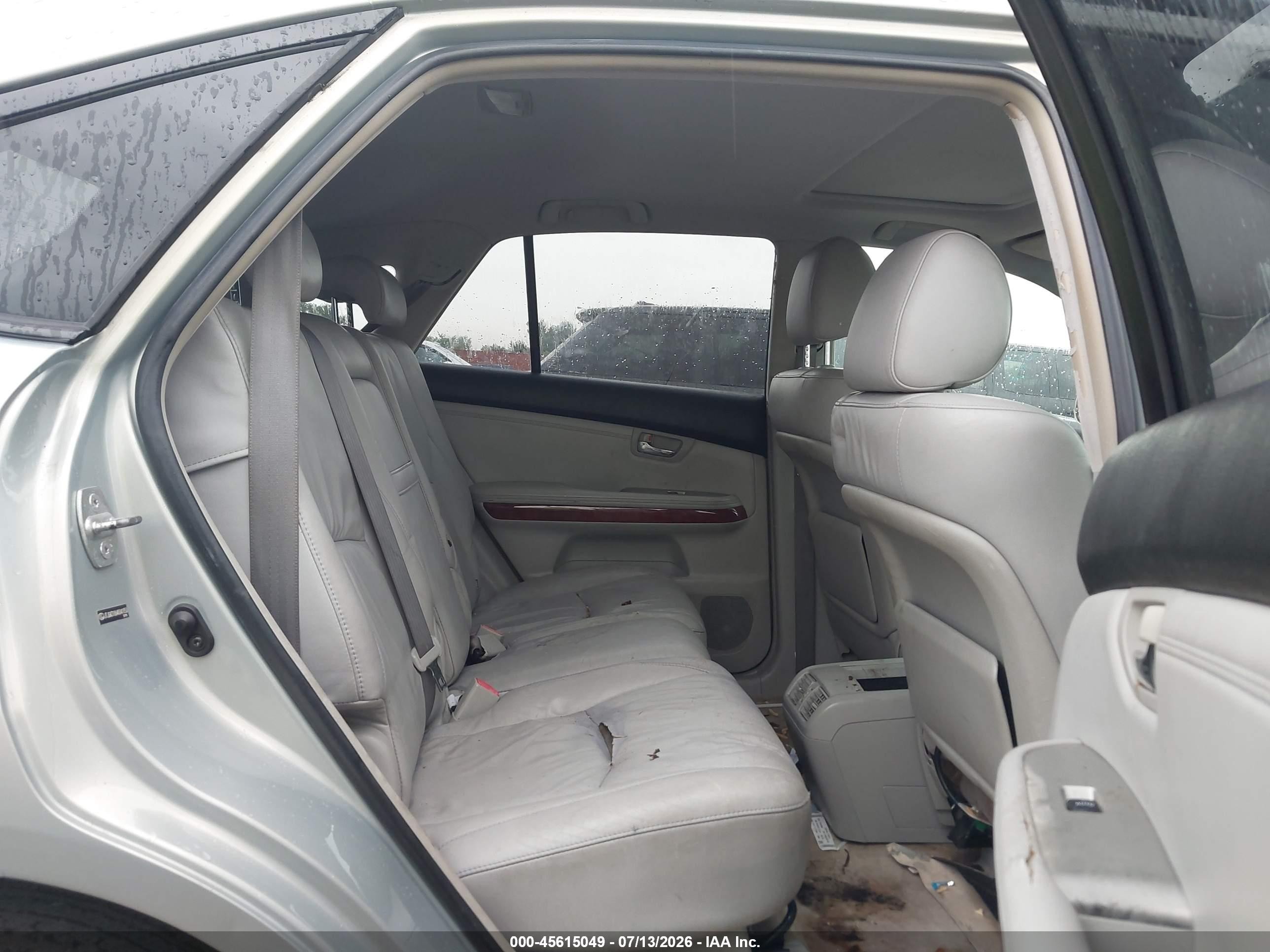 2004 Lexus Rx 330   Silver vin: JTJGA31U640041850