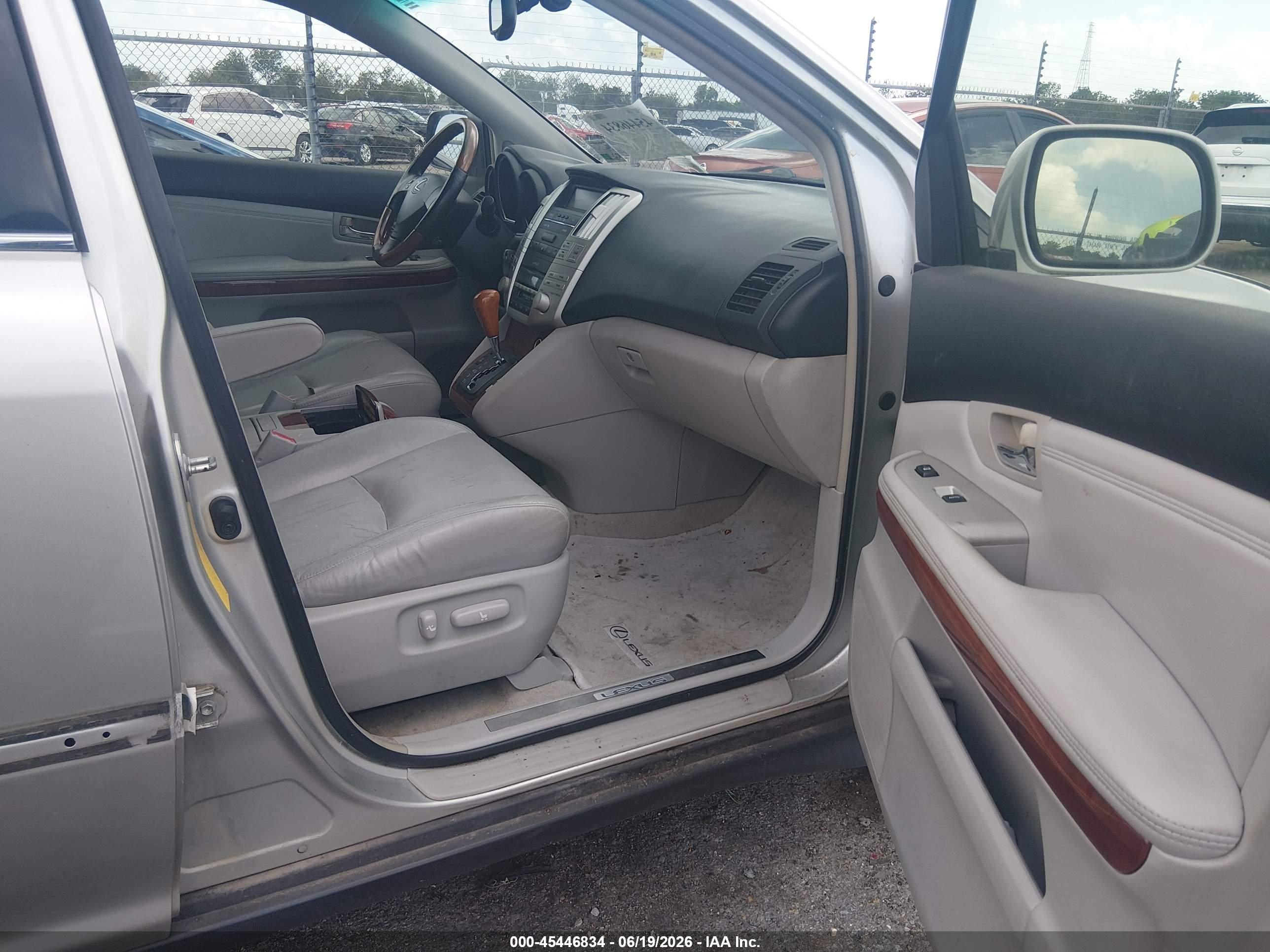 2004 Lexus Rx 330 Silver vin: JTJGA31U840008865