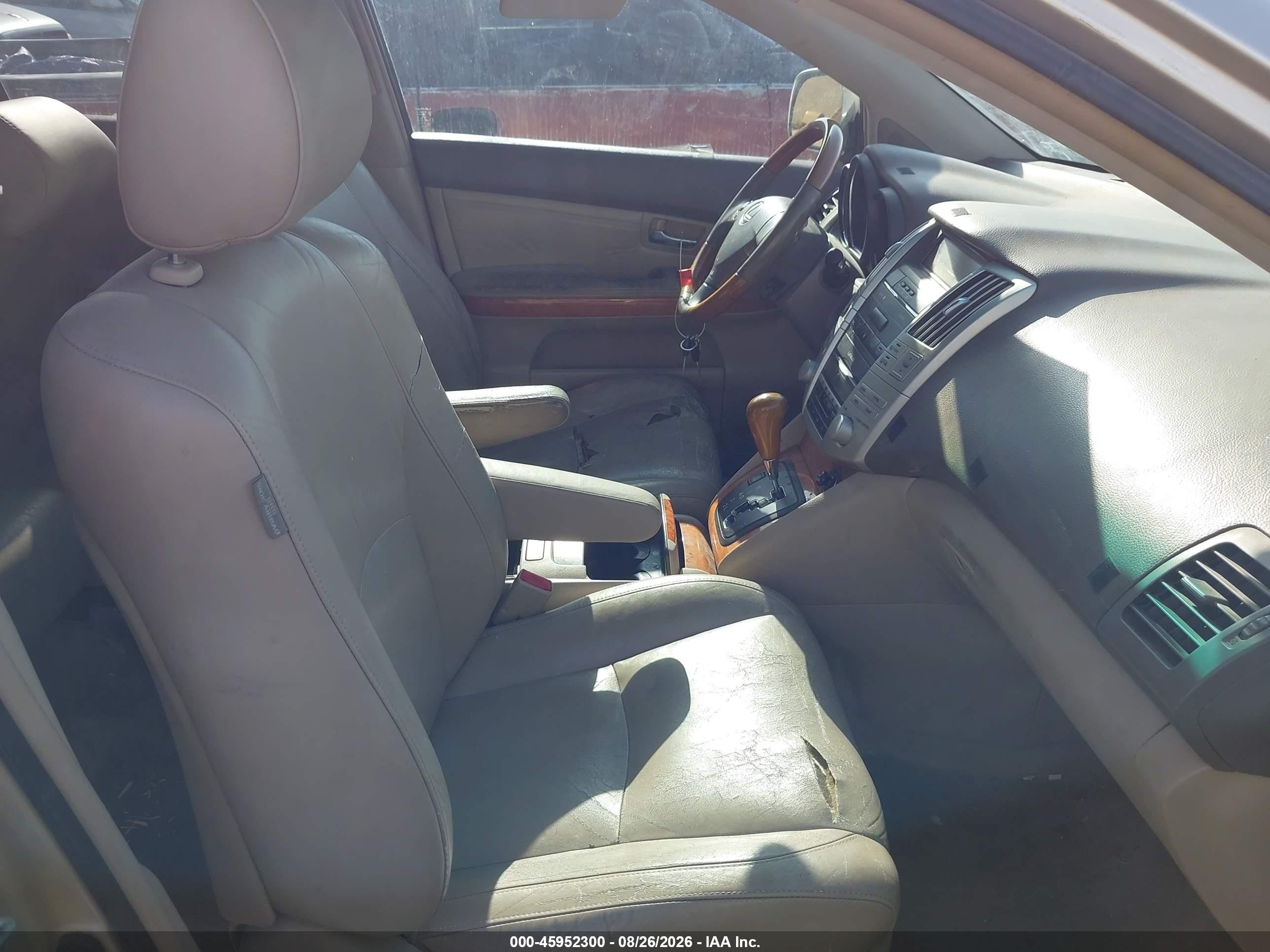 2004 Lexus Rx 330   Gold vin: JTJGA31UX40035579