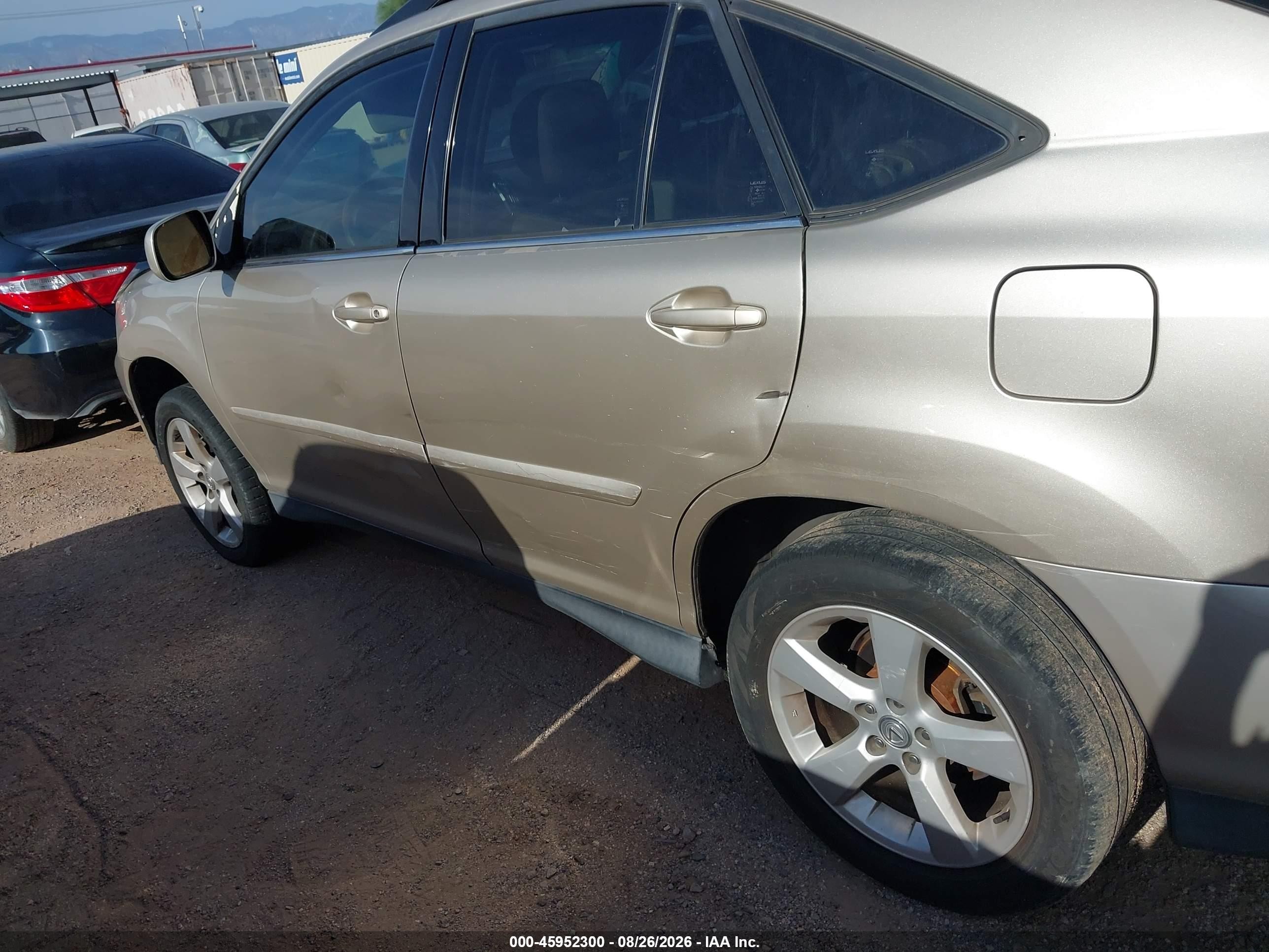 2004 Lexus Rx 330   Gold vin: JTJGA31UX40035579