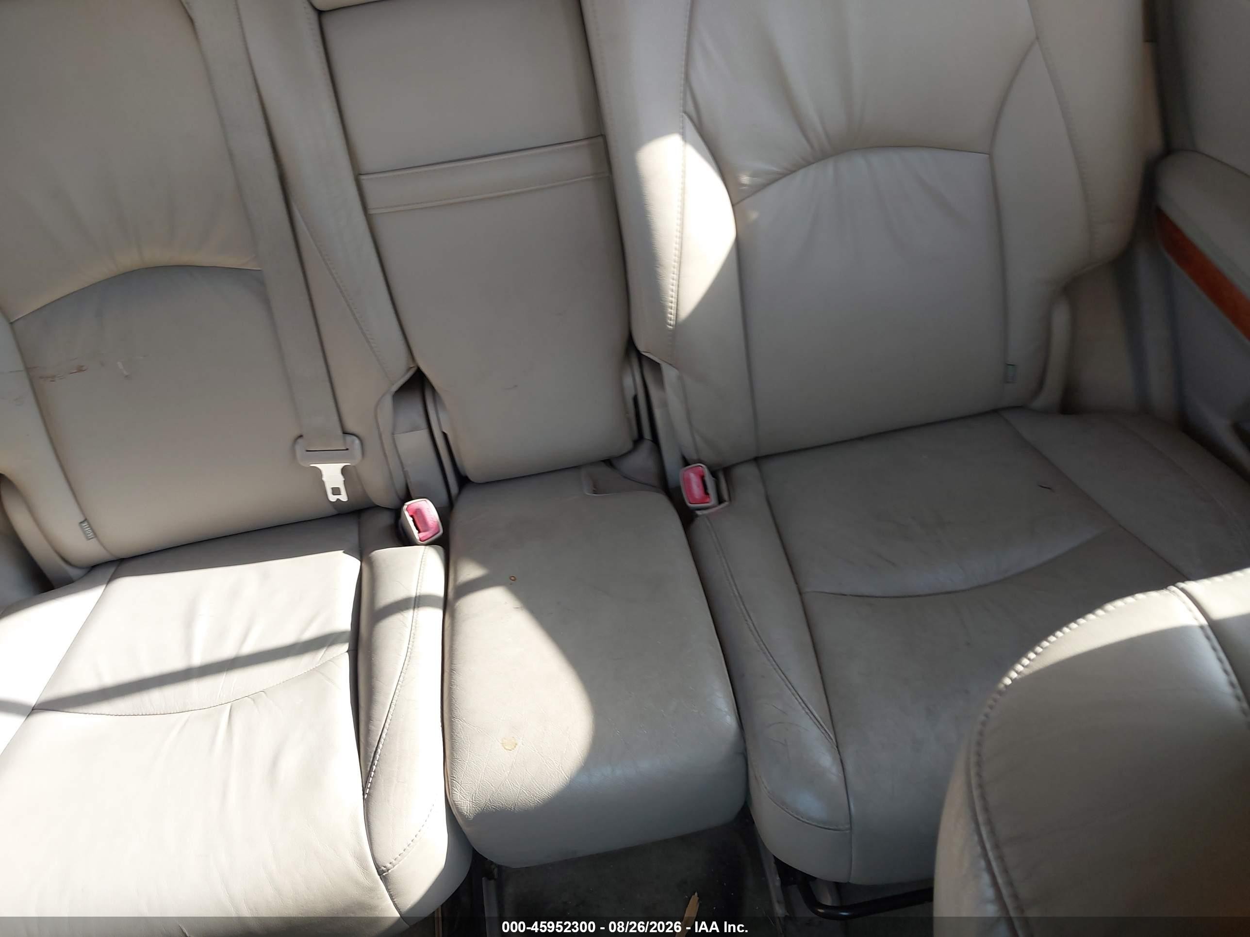 2004 Lexus Rx 330   Gold vin: JTJGA31UX40035579