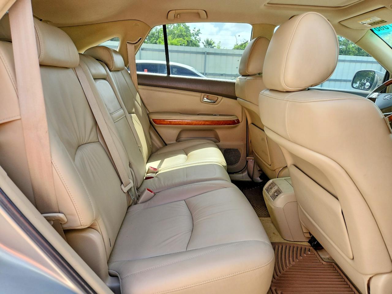 2004 Lexus Rx 330 Tan vin: JTJGA31UX40039762