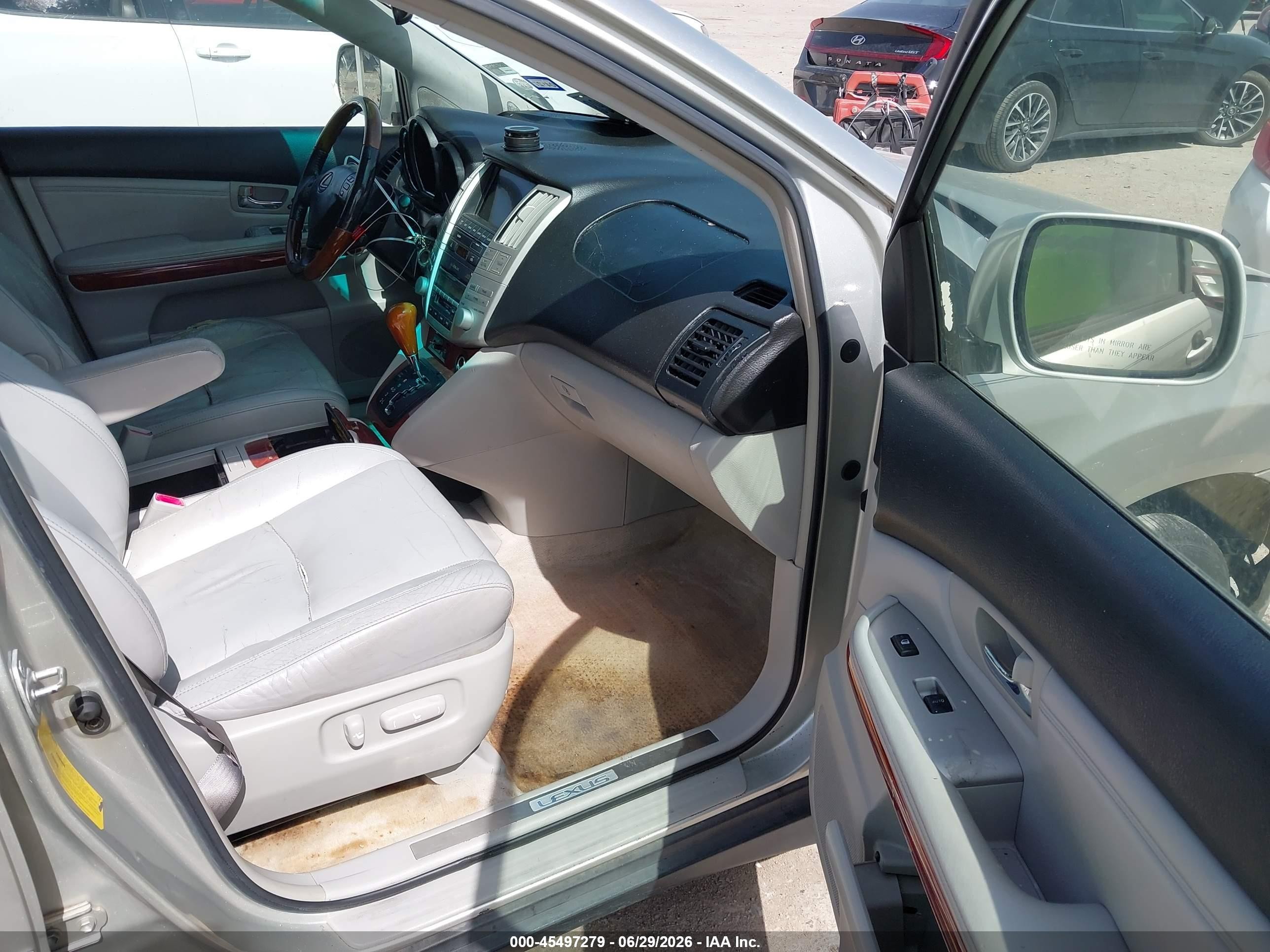 2005 Lexus Rx 330   Beige vin: JTJGA31UX50046129