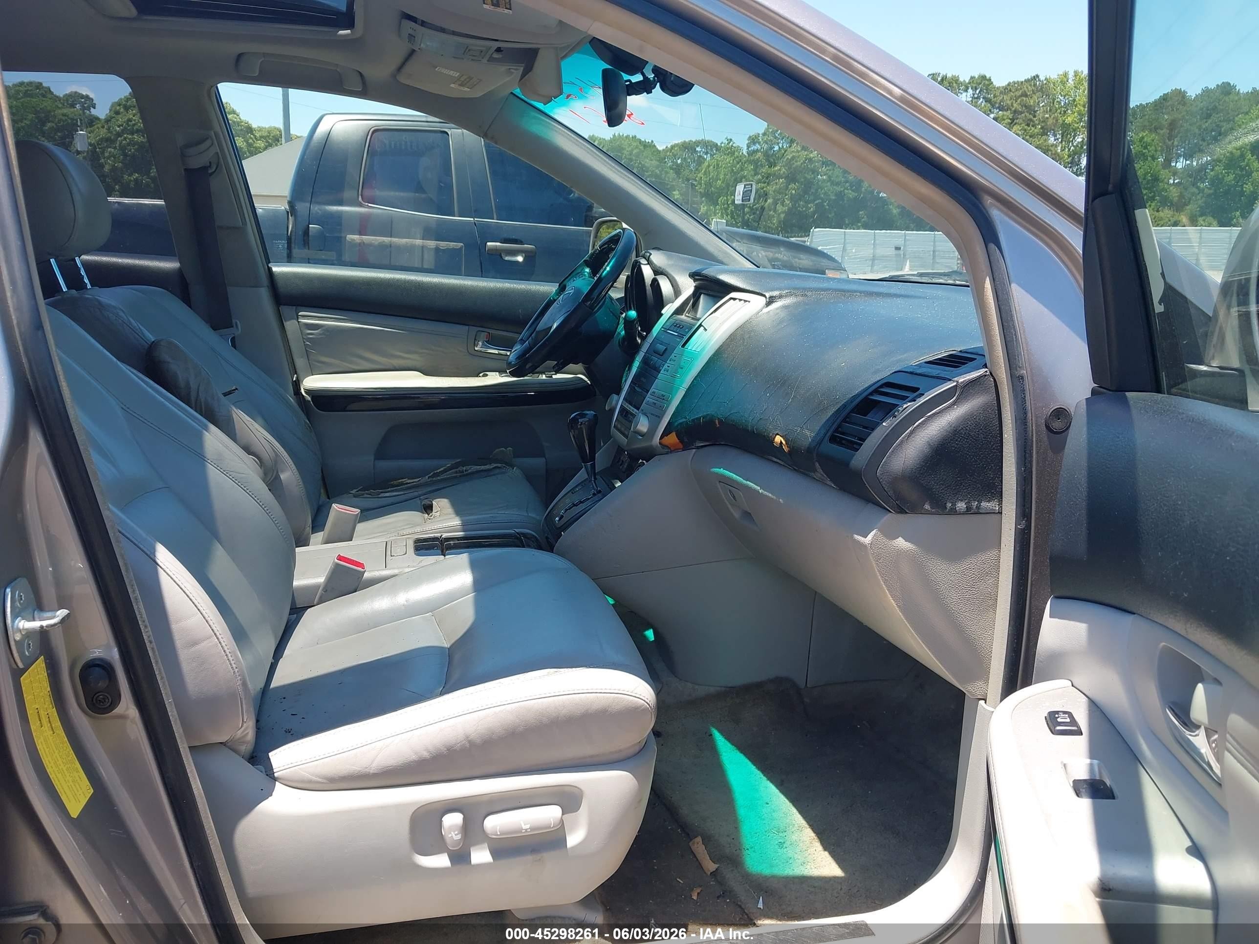 2005 Lexus Rx 330   Silver vin: JTJGA31UX50057034