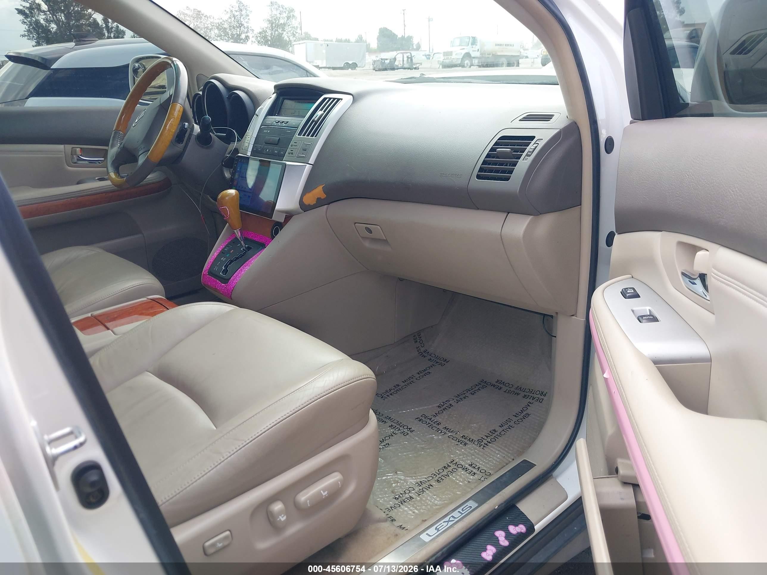 2006 Lexus Rx 330   White vin: JTJGA31UX60065765
