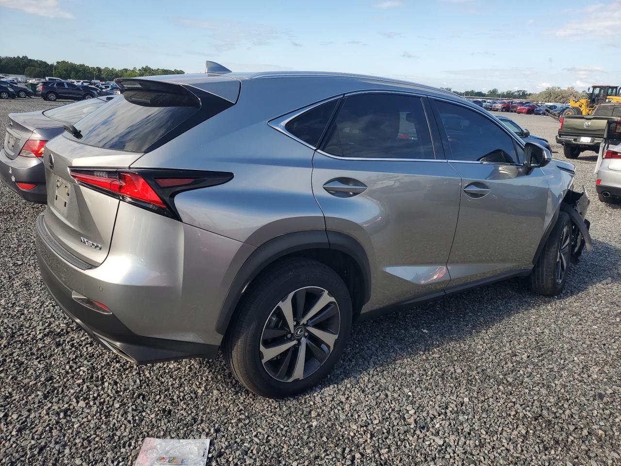 2021 Lexus Nx 300 Base Tan vin: JTJGARBZ6M2195783