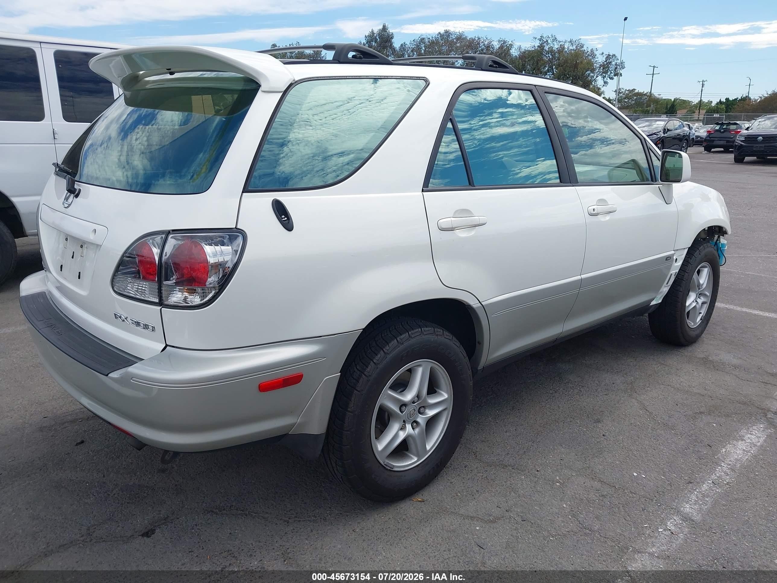 2003 Lexus Rx 300   White vin: JTJGF10U230155804