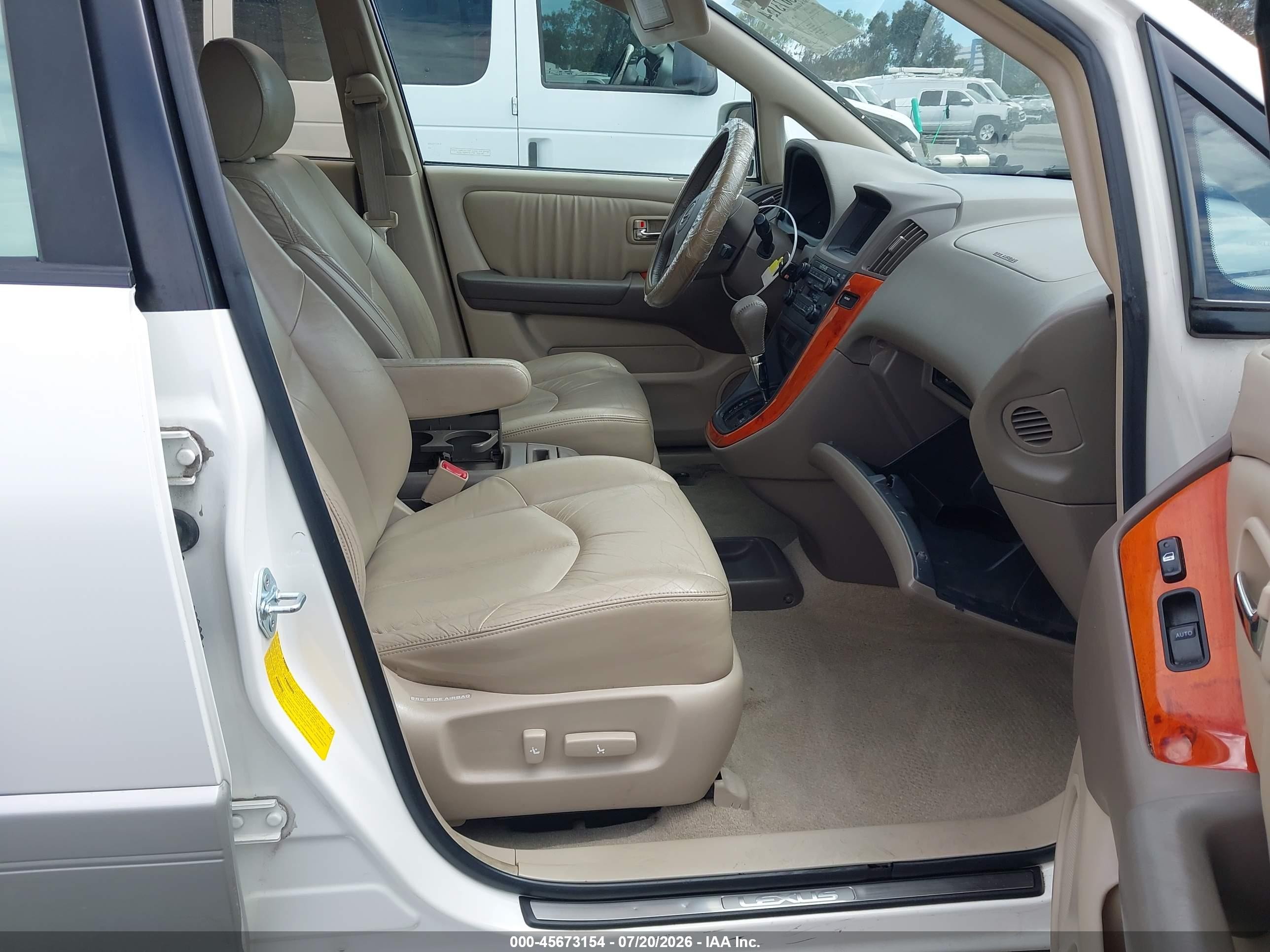 2003 Lexus Rx 300   White vin: JTJGF10U230155804
