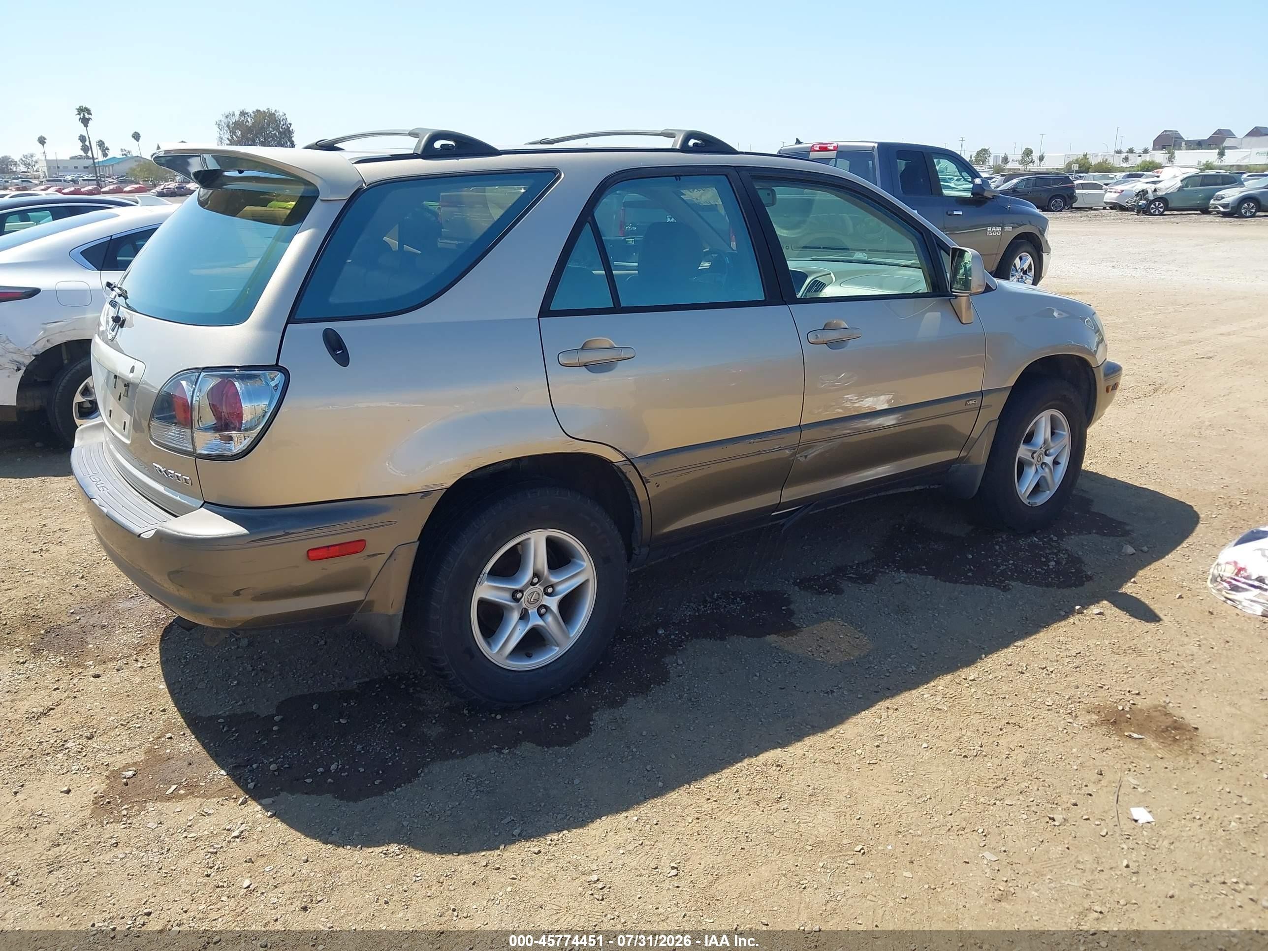 2002 Lexus Rx 300   Бежевый vin: JTJGF10U320123779